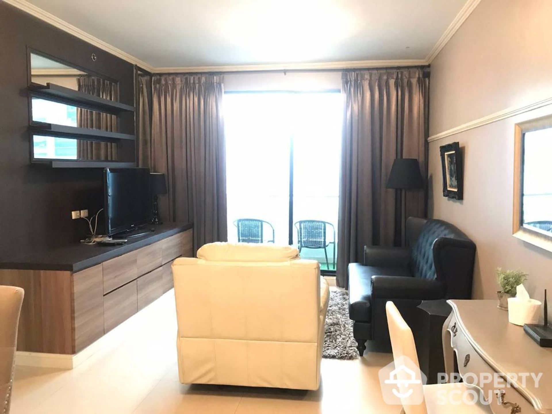 Condominium in Ban Na Lied, Krung Thep Maha Nakhon 12815379