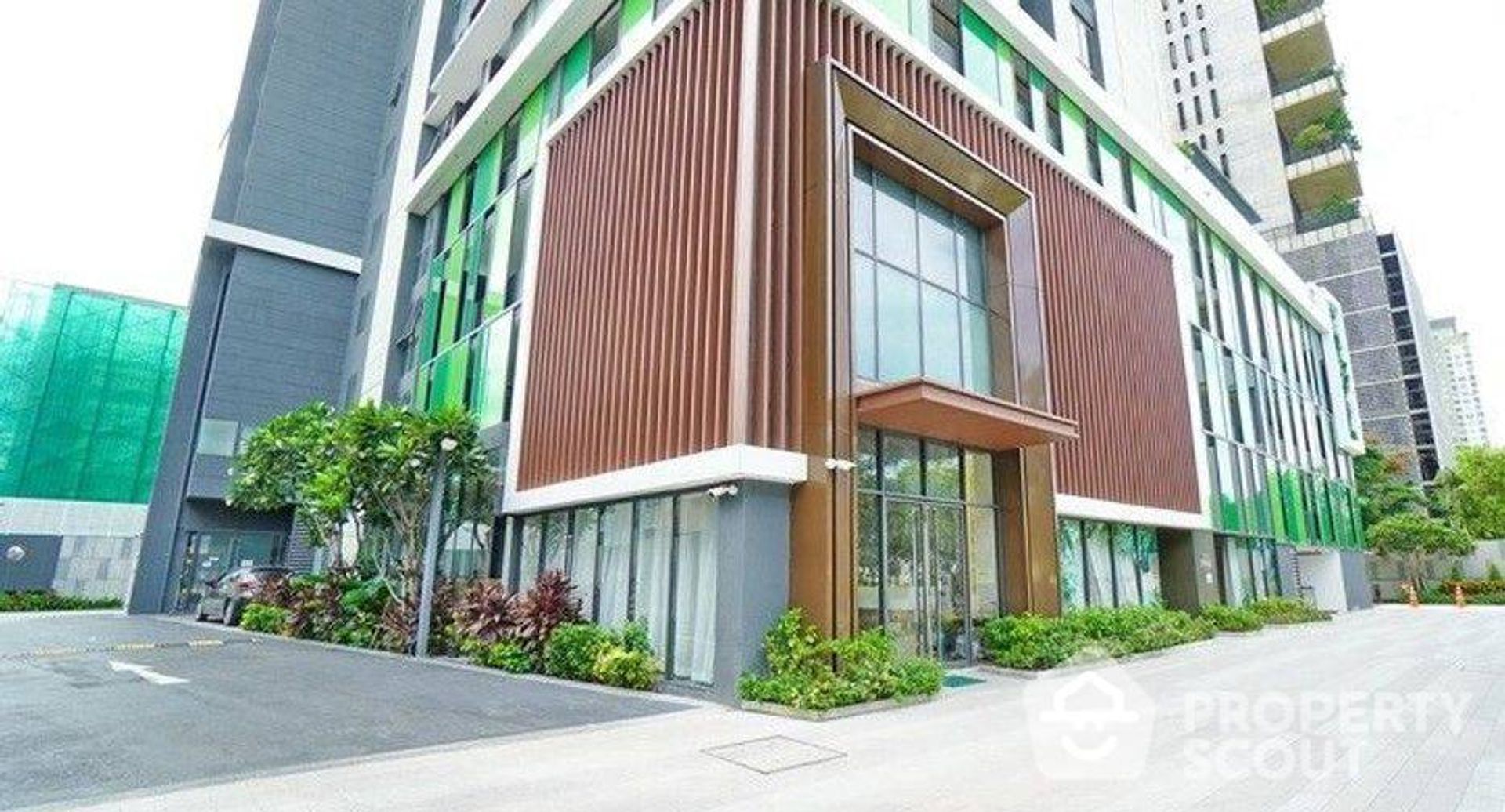 Condominium in Yan Nawa, Krung Thep Maha Nakhon 12815452