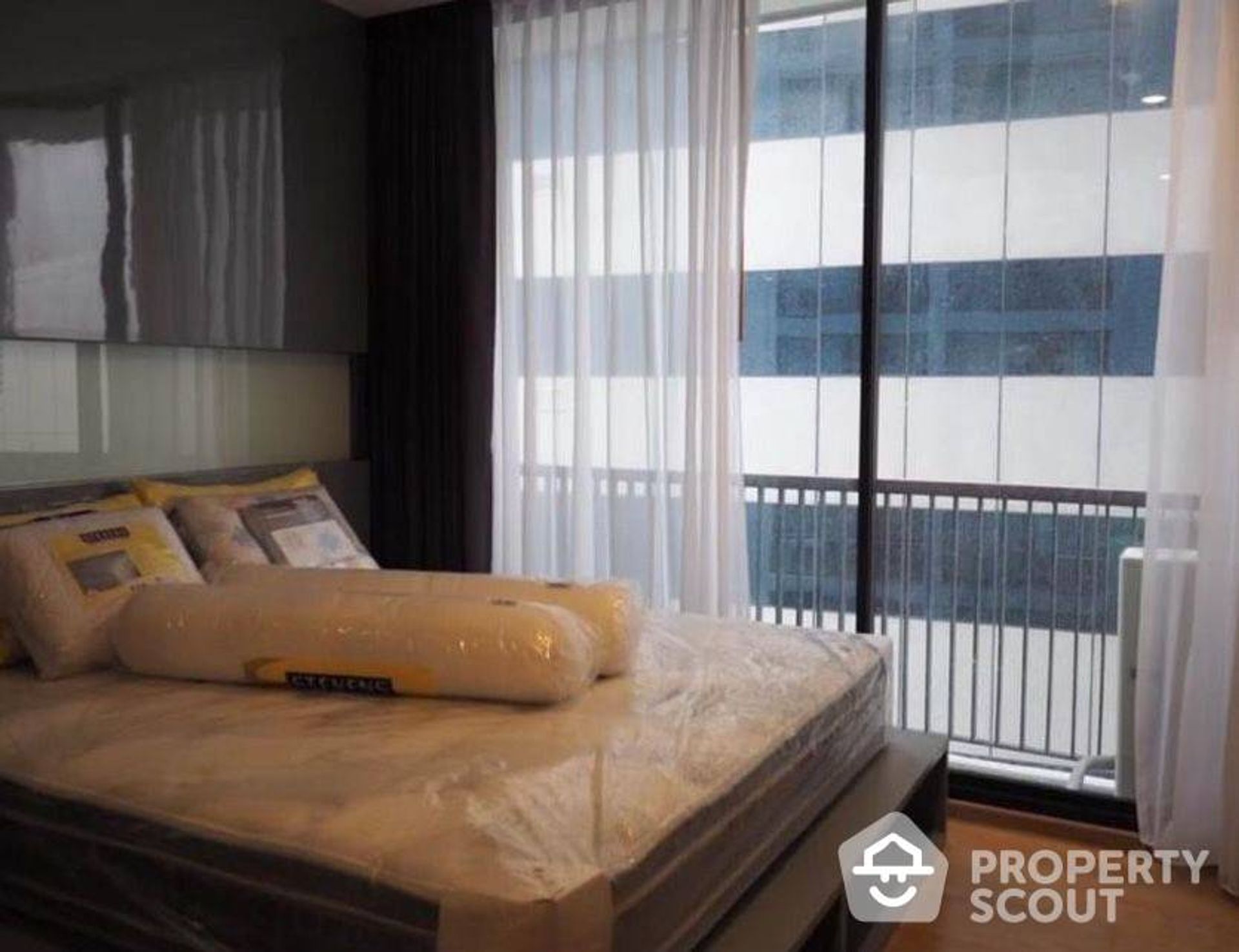 Condominium dans Bang Rak, Krung Thep Maha Nakhon 12815513