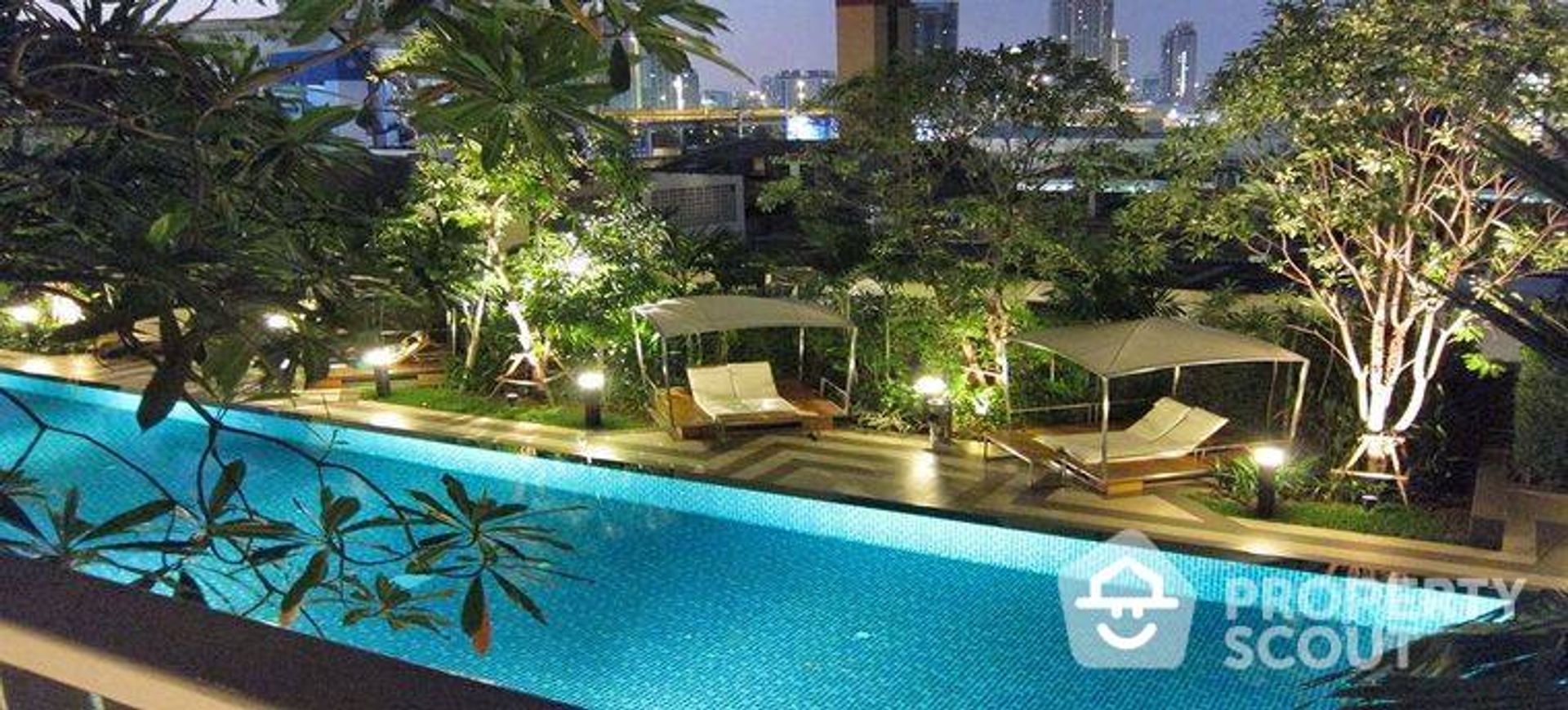 Condominium in , Krung Thep Maha Nakhon 12815558