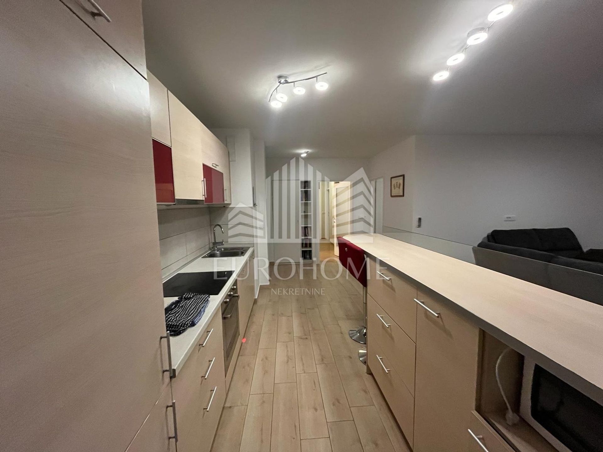 Condominio nel Zagreb, Grad Zagreb 12815629