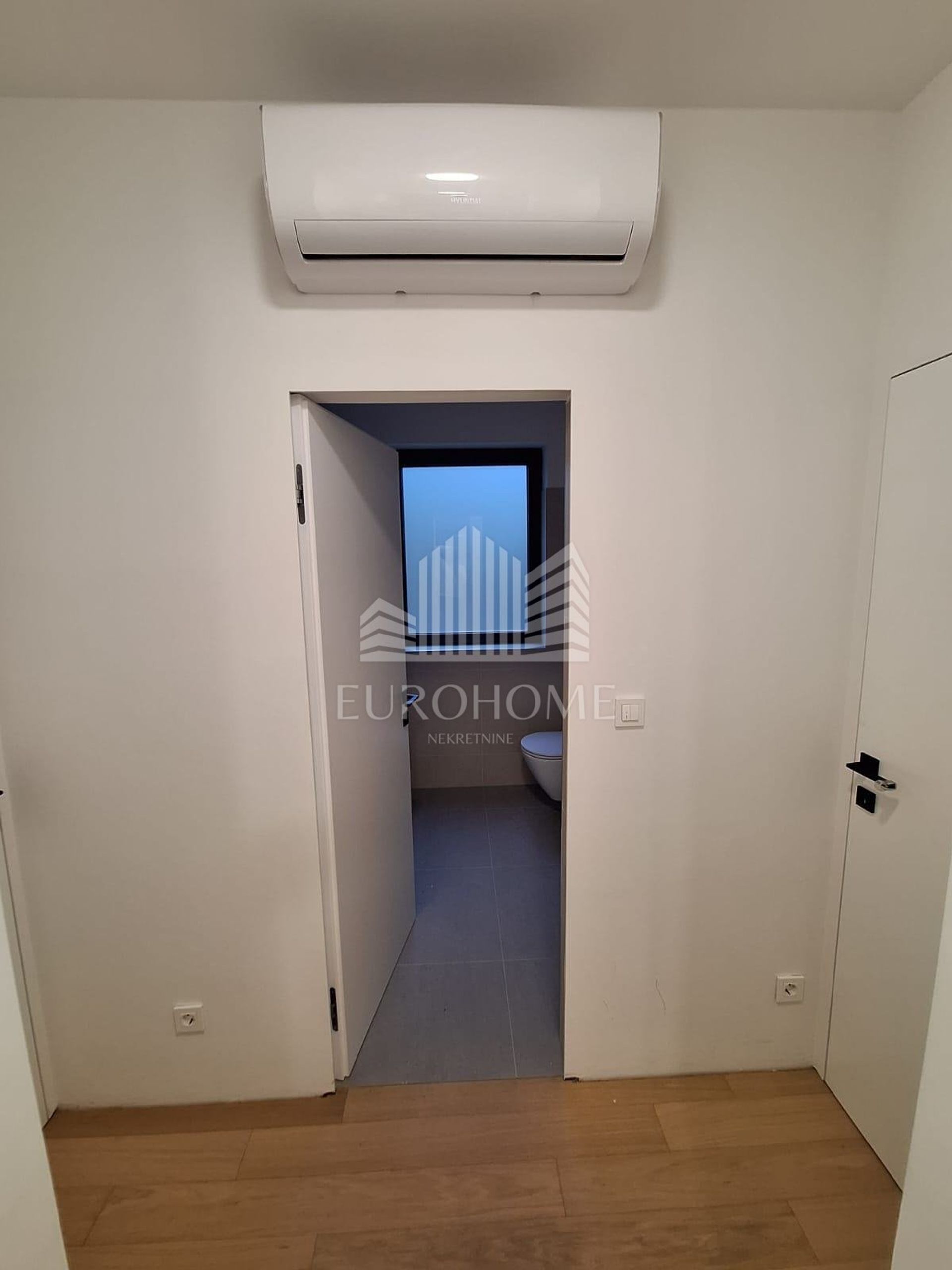 Condominio nel Zagreb, Grad Zagreb 12815637