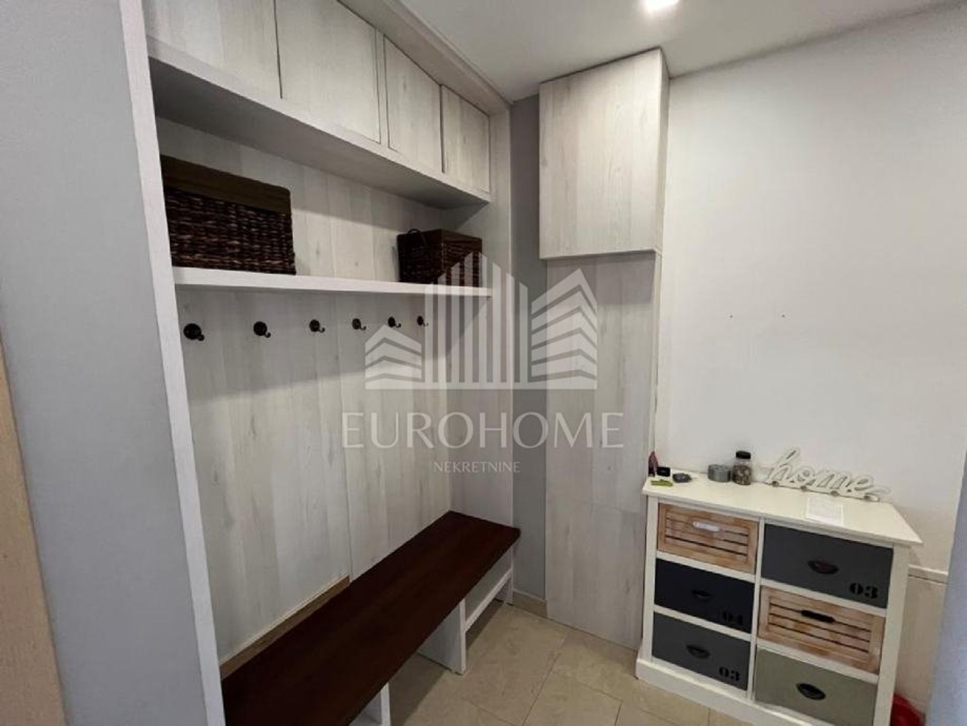 Condominio en Zagreb, Grad Zagreb 12815658