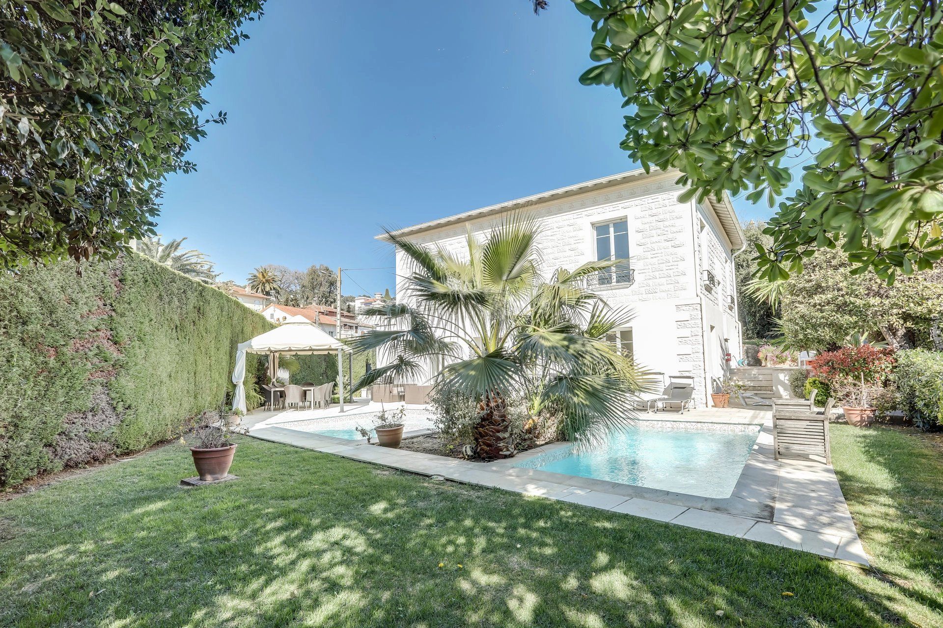 Rumah di Cannes, Provence-Alpes-Cote d'Azur 12816241