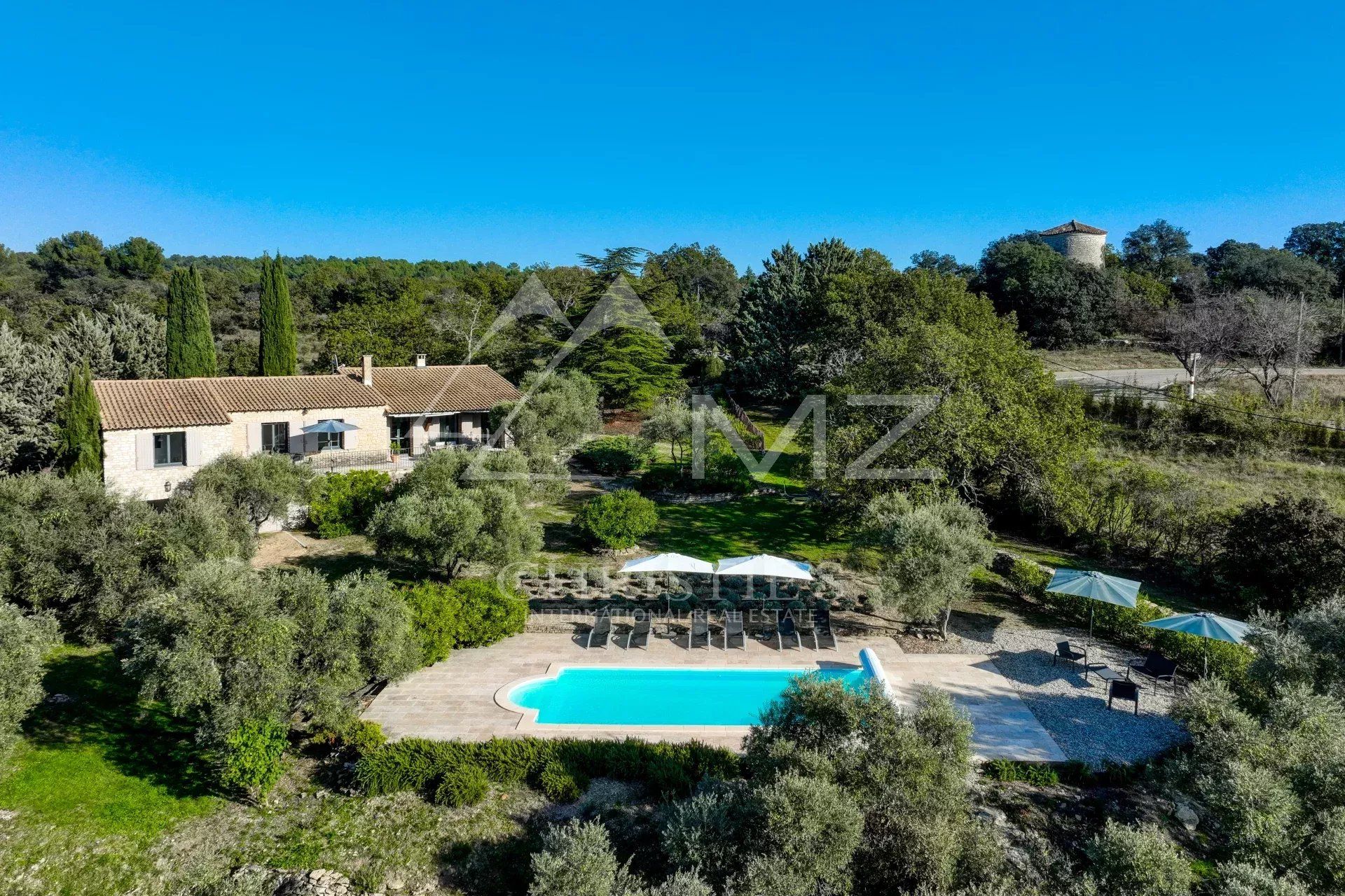 住宅 在 Gordes, Vaucluse 12816249