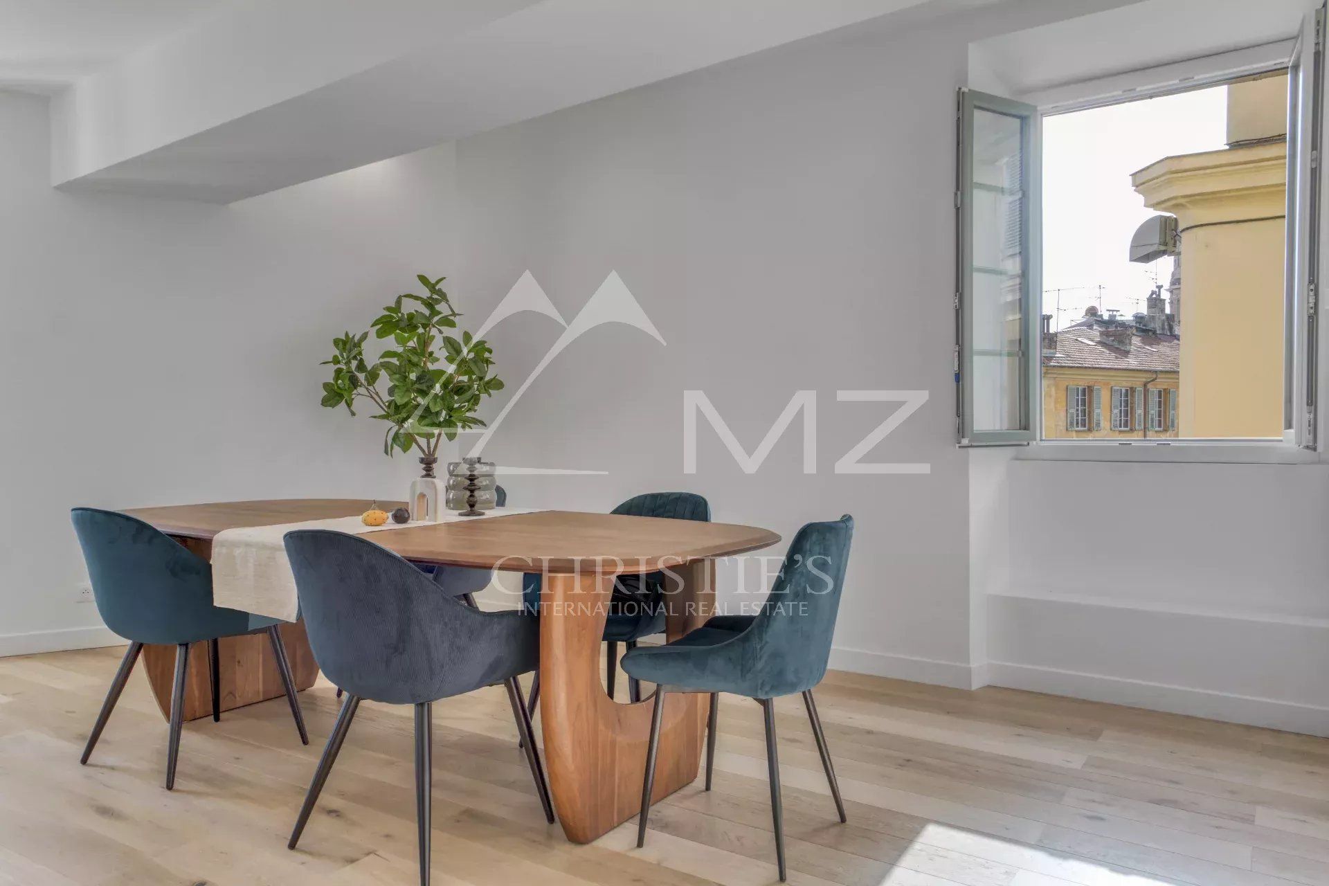 Condominium dans Nice, Alpes-Maritimes 12816326