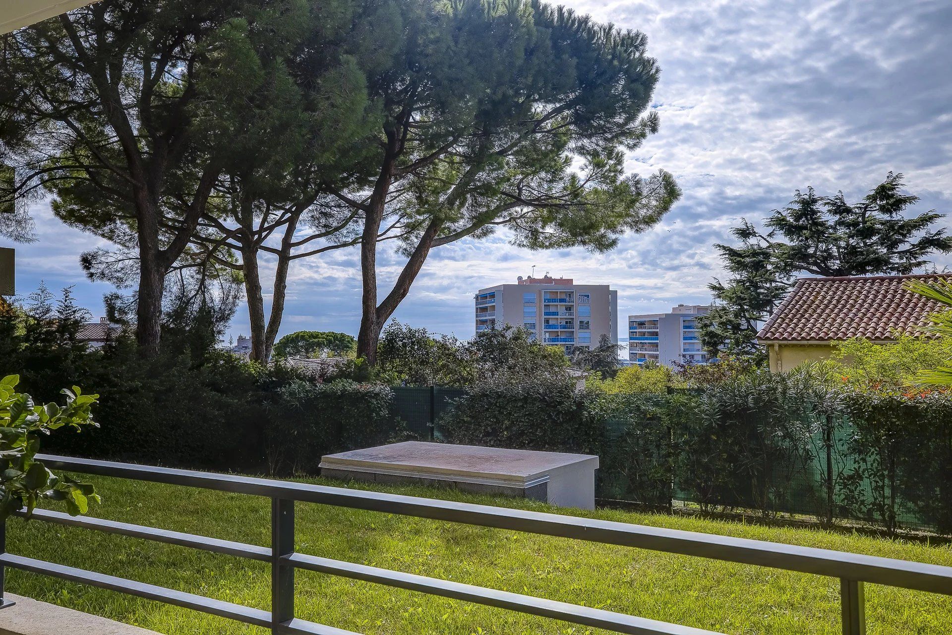 Residential in Nice, Alpes-Maritimes 12816339