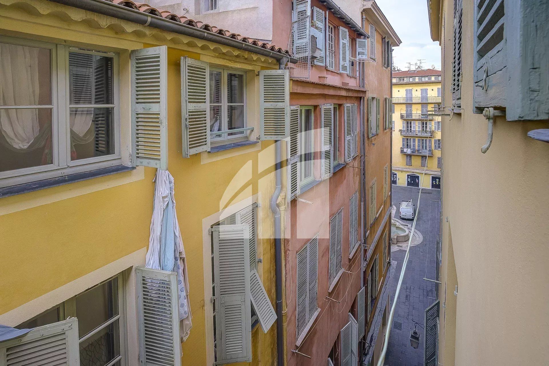 Condominium in Nice, Alpes-Maritimes 12816350