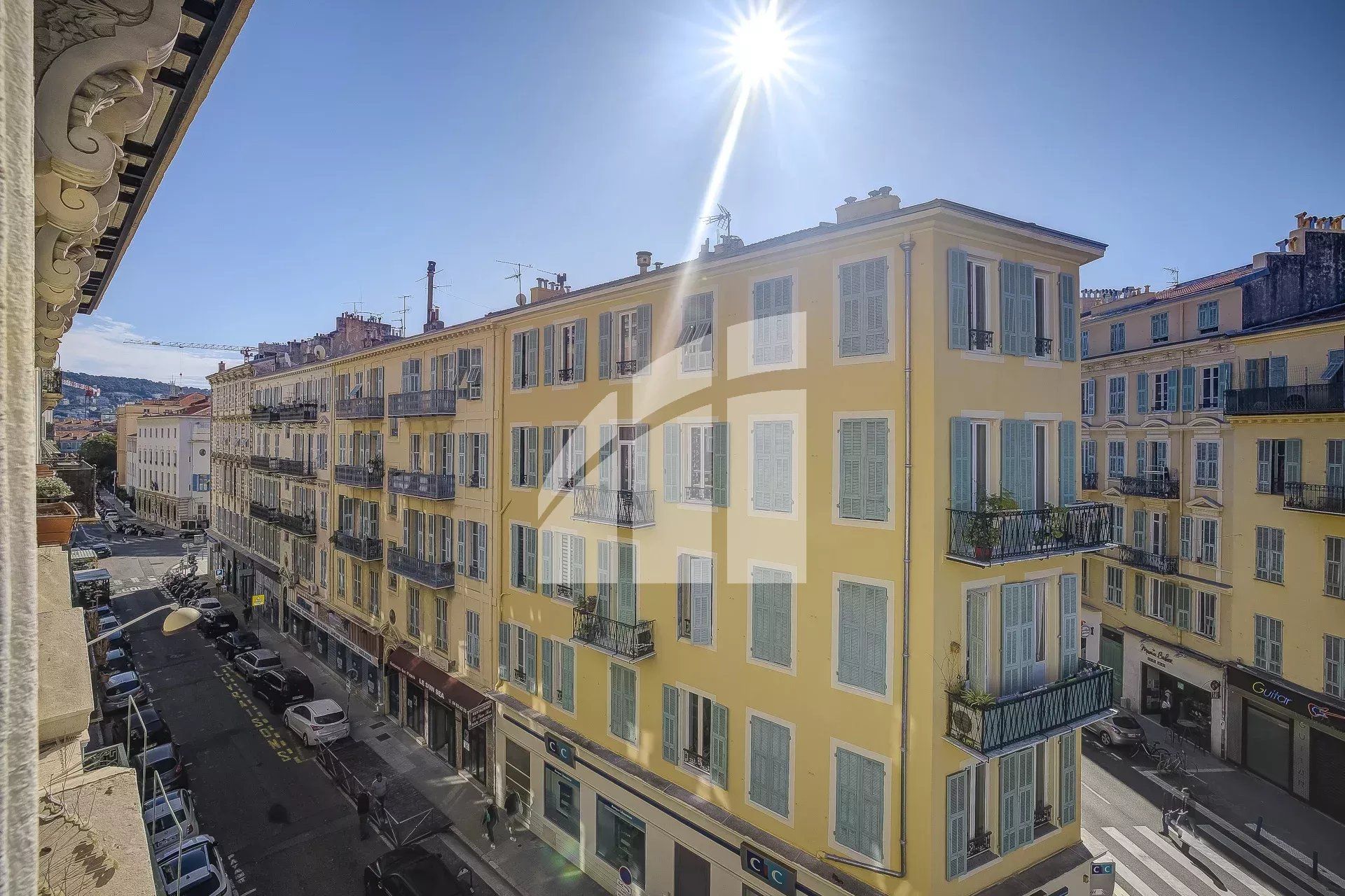 Condominium in Nice, Alpes-Maritimes 12816351