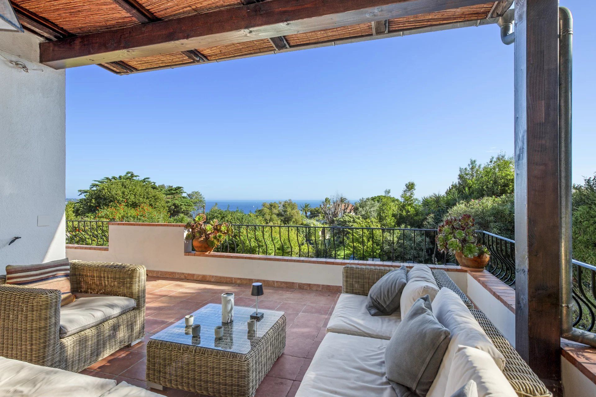 casa en Cannes, Alpes-Maritimes 12816380