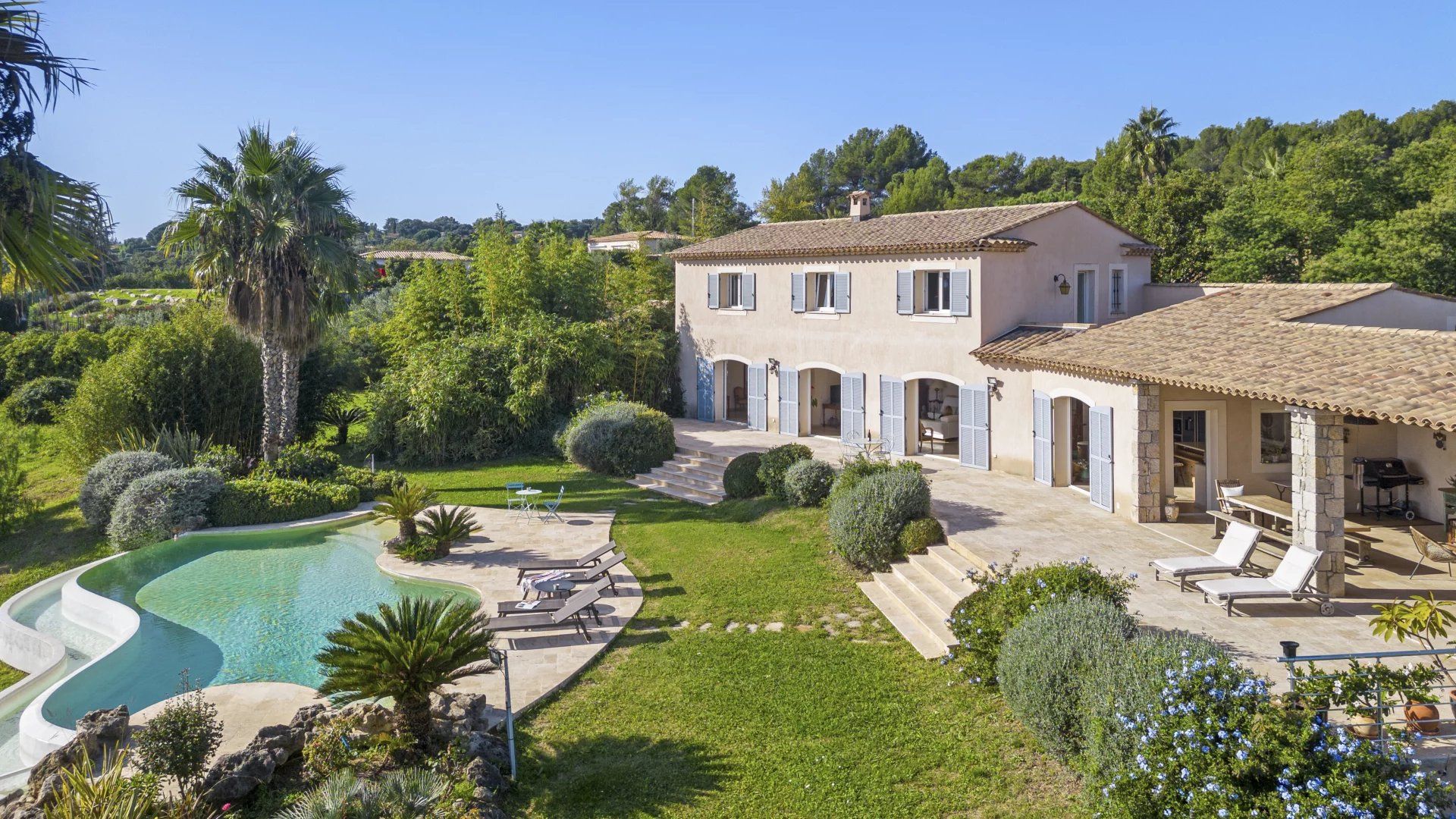 casa en Pegomas, Provence-Alpes-Cote d'Azur 12816382