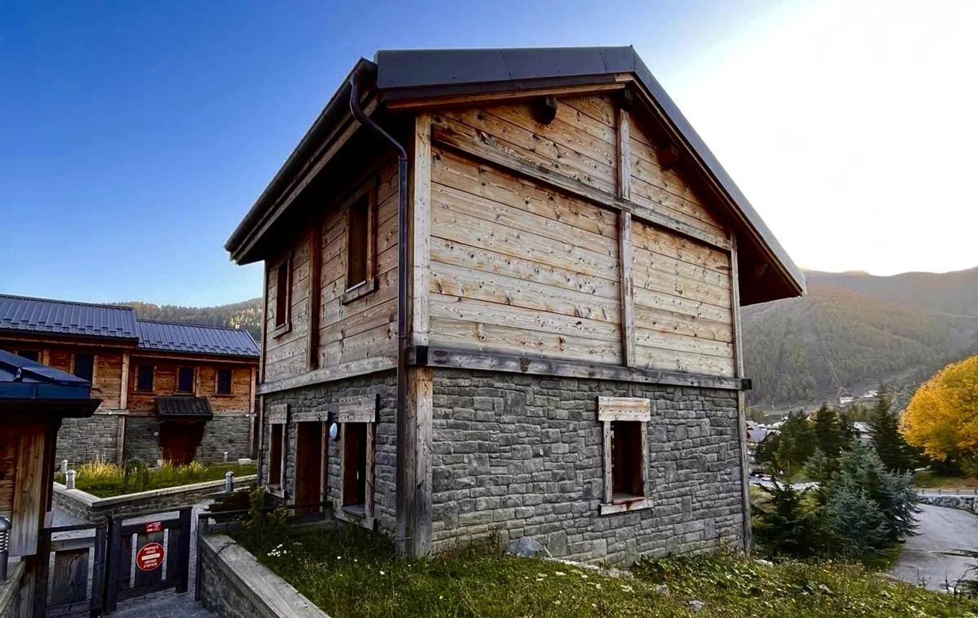 House in Saint-Étienne-de-Tinée, Alpes-Maritimes 12816387