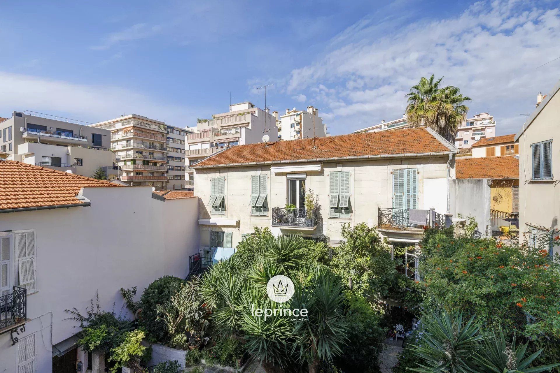 Residential in Nice, Alpes-Maritimes 12816409