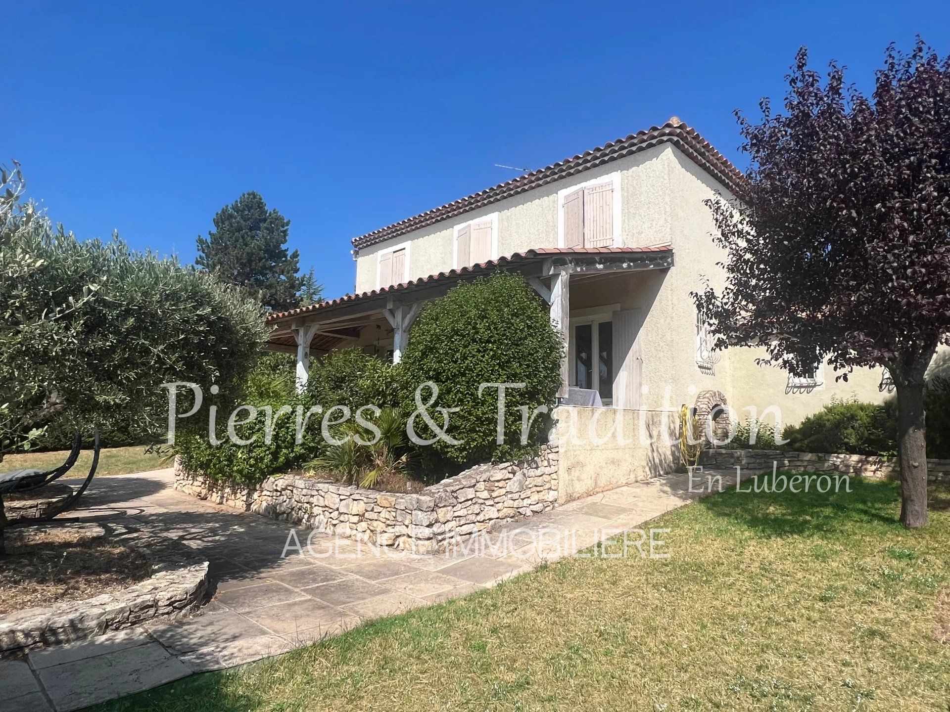 Hus i Reillanne, Alpes-de-Haute-Provence 12816432