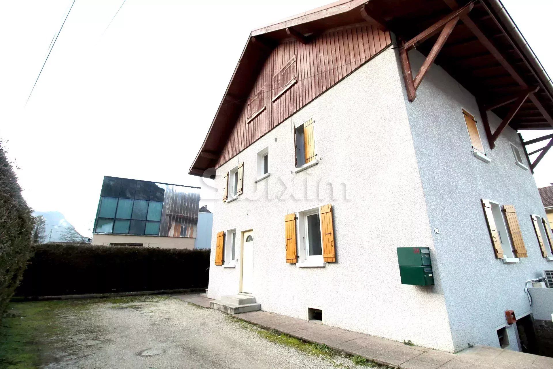 Condominium in Scionzier, Auvergne-Rhone-Alpes 12816692