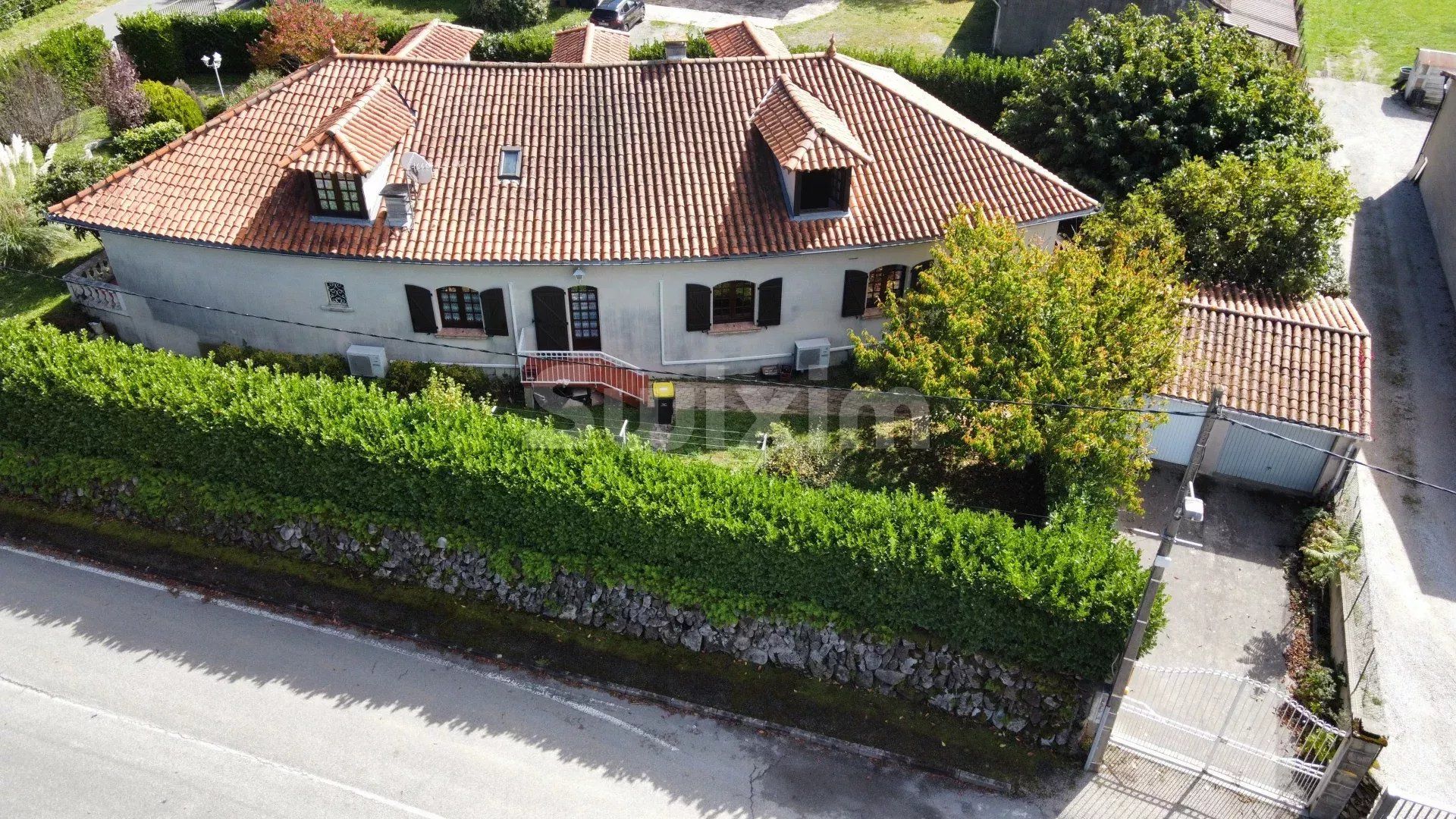 Residential in Foix, Ariège 12816712