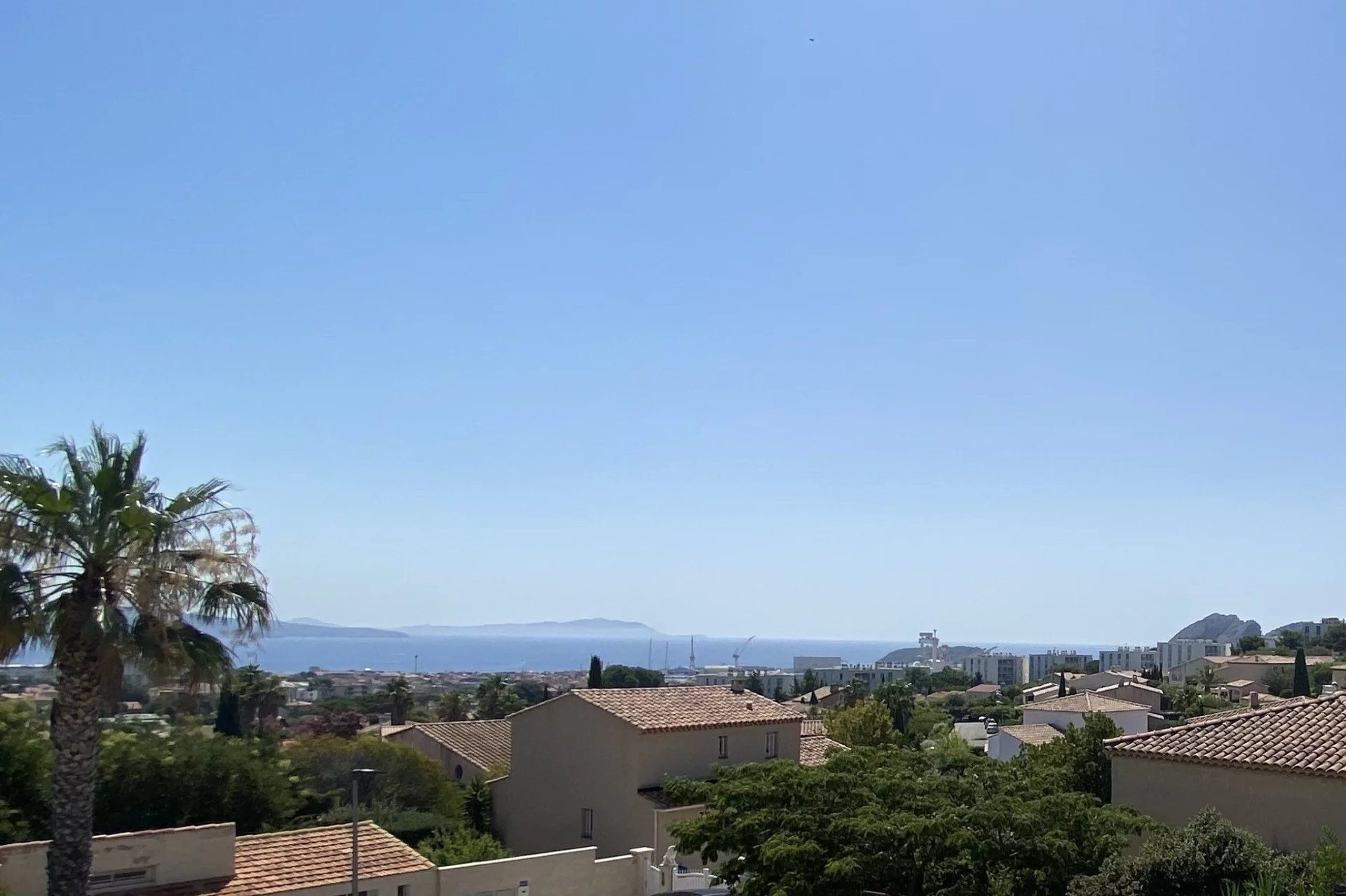 Hus i La Ciotat, Provence-Alpes-Cote d'Azur 12816743