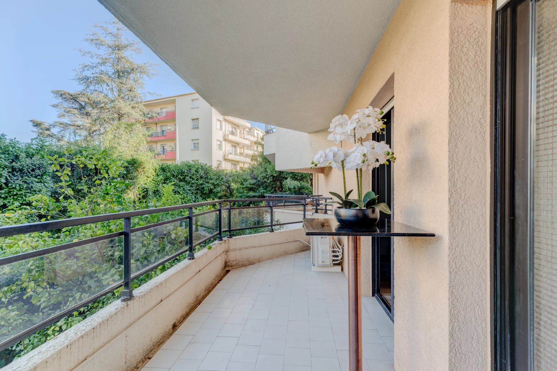 Condominium in Nice, Alpes-Maritimes 12816777