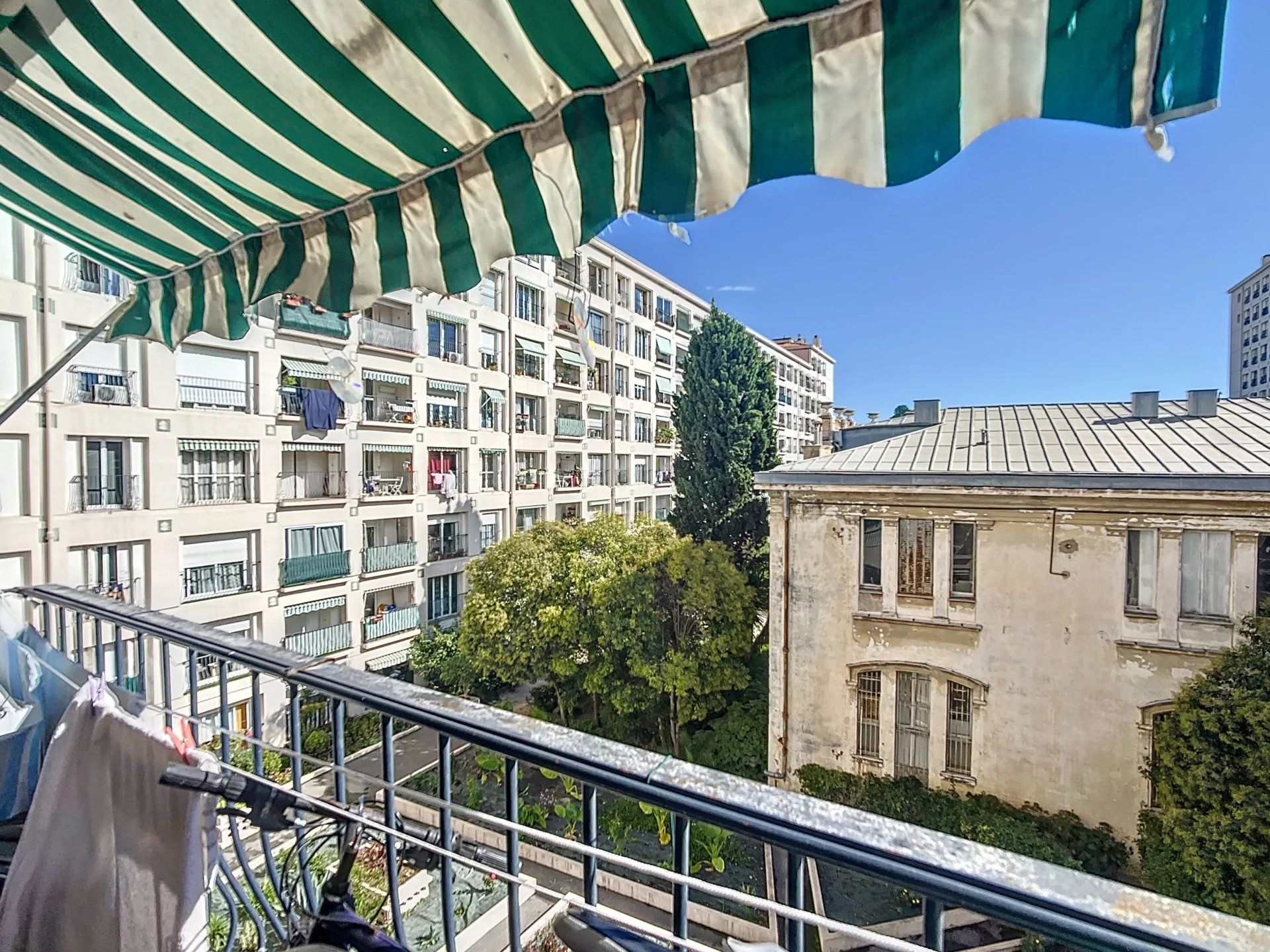 Condominium dans Nice, Alpes-Maritimes 12816778