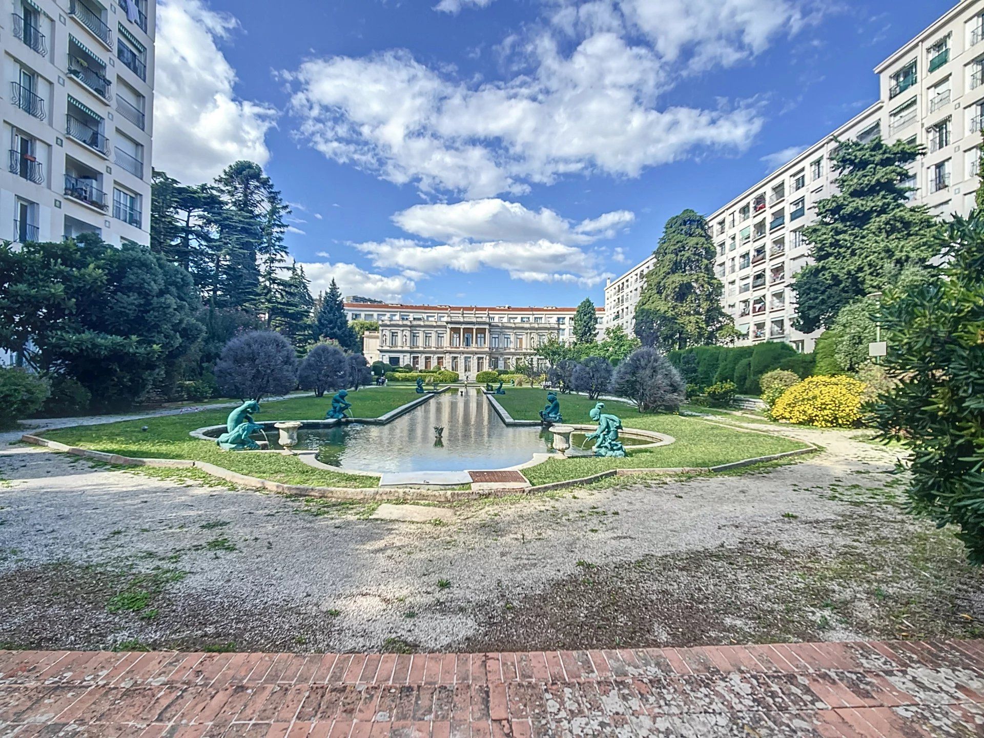 Condominium dans Nice, Alpes-Maritimes 12816778