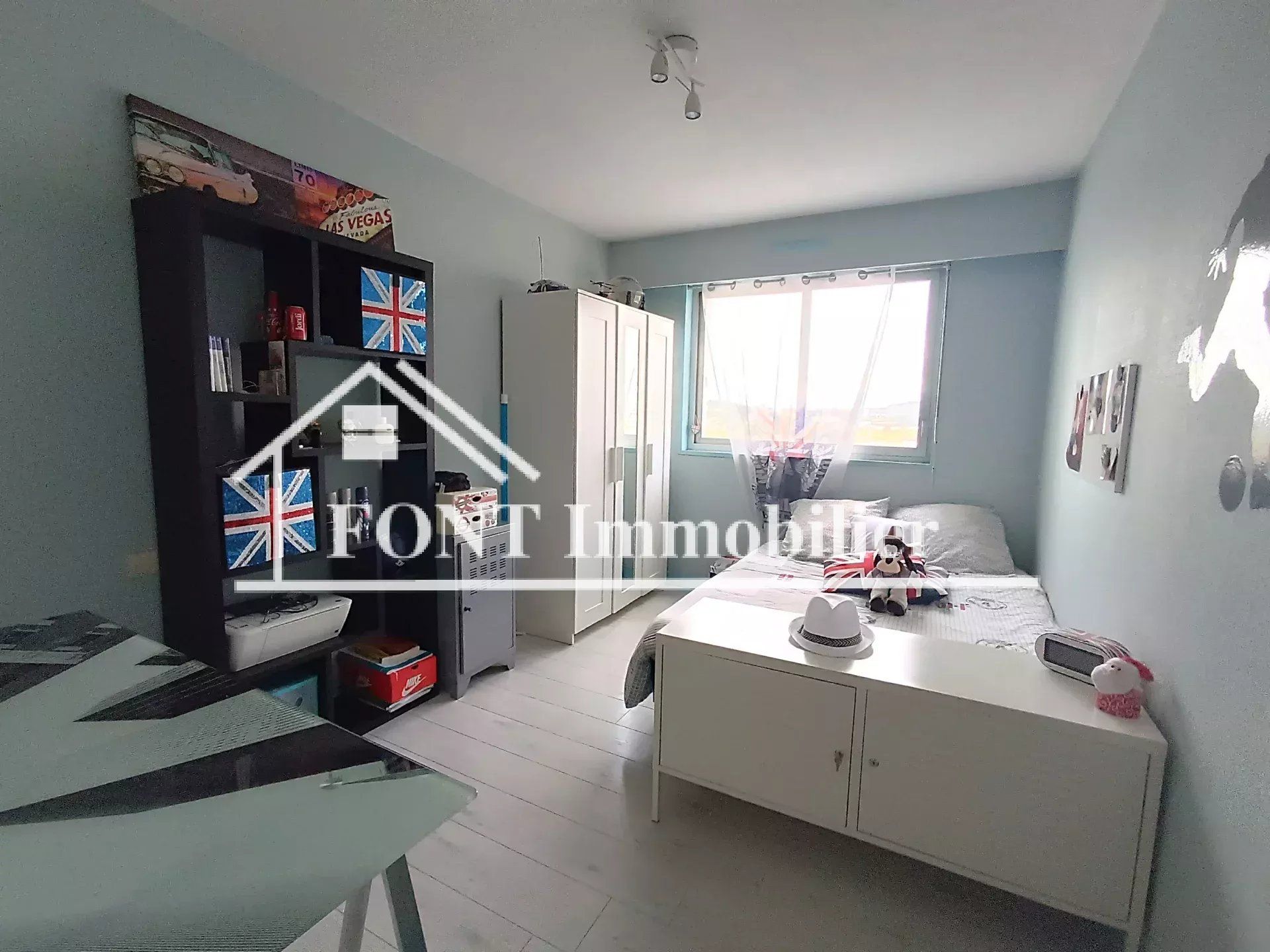 Condominio en Saint-Etienne, Auvergne-Rhone-Alpes 12816799