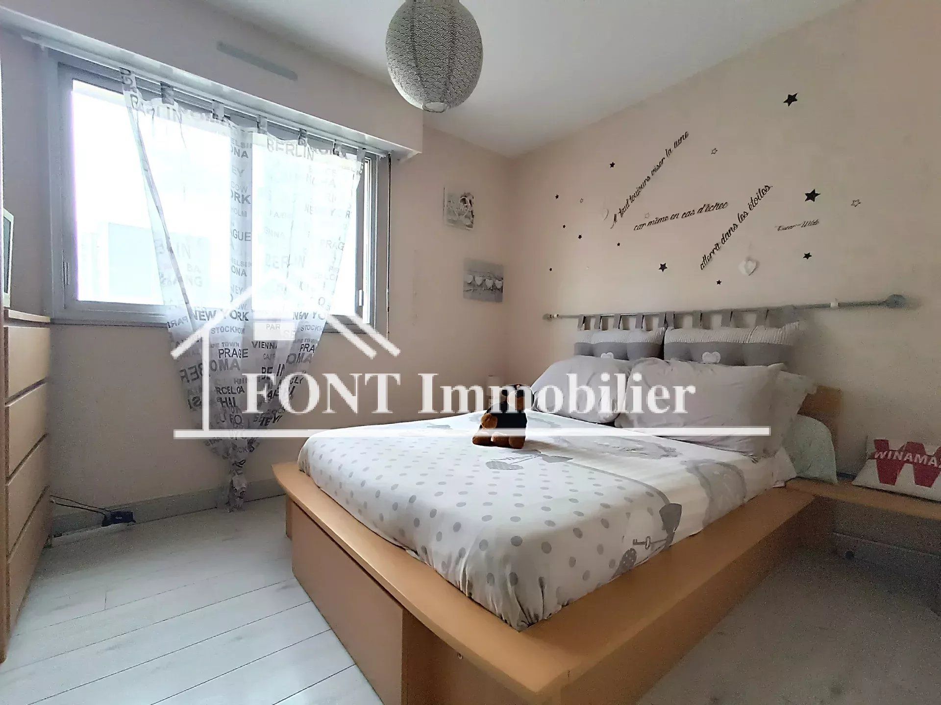 Condominio nel Saint-Etienne, Auvergne-Rhone-Alpes 12816799