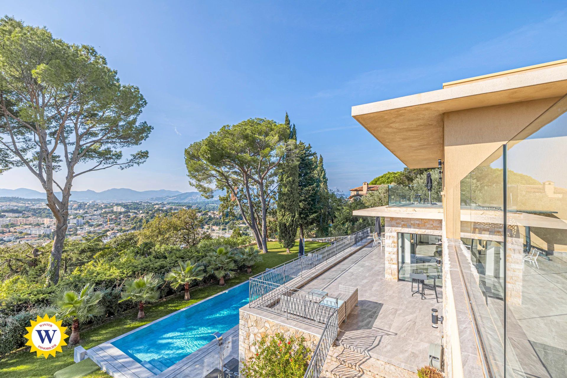 سكني في Mougins, Alpes-Maritimes 12816809