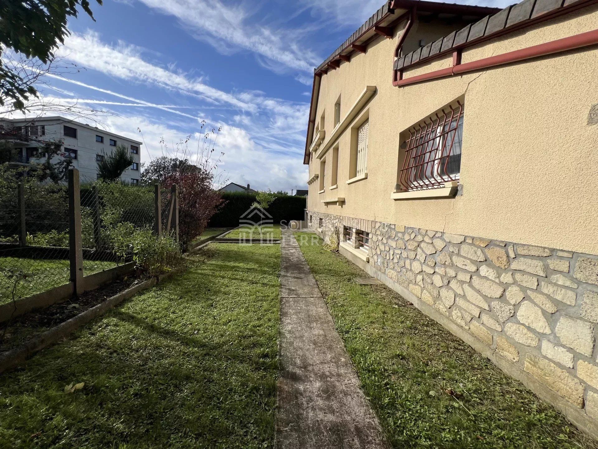 House in Eaubonne, Val-d'Oise 12817033