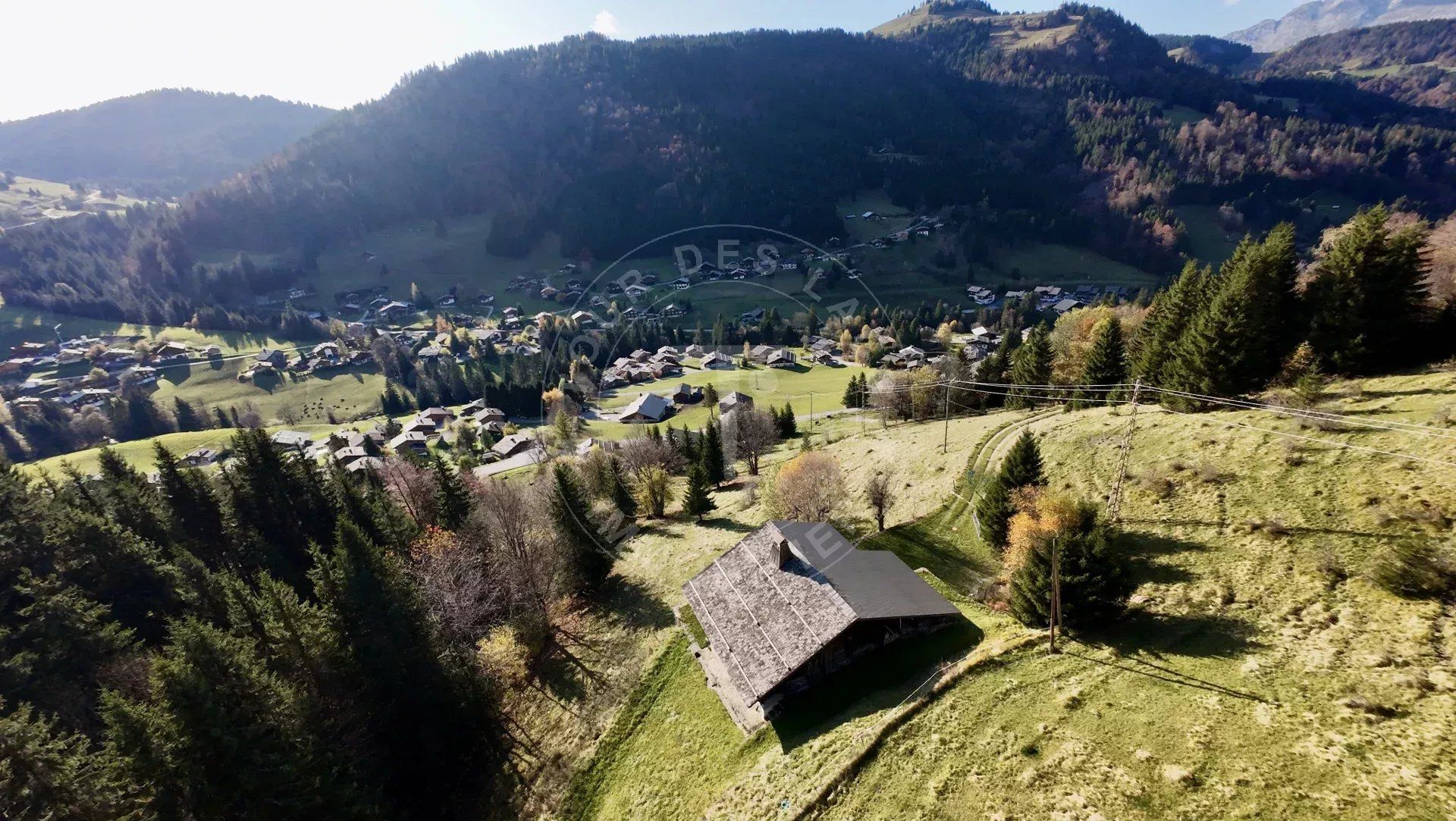 Huis in La Clusaz, Auvergne-Rhône-Alpes 12817061