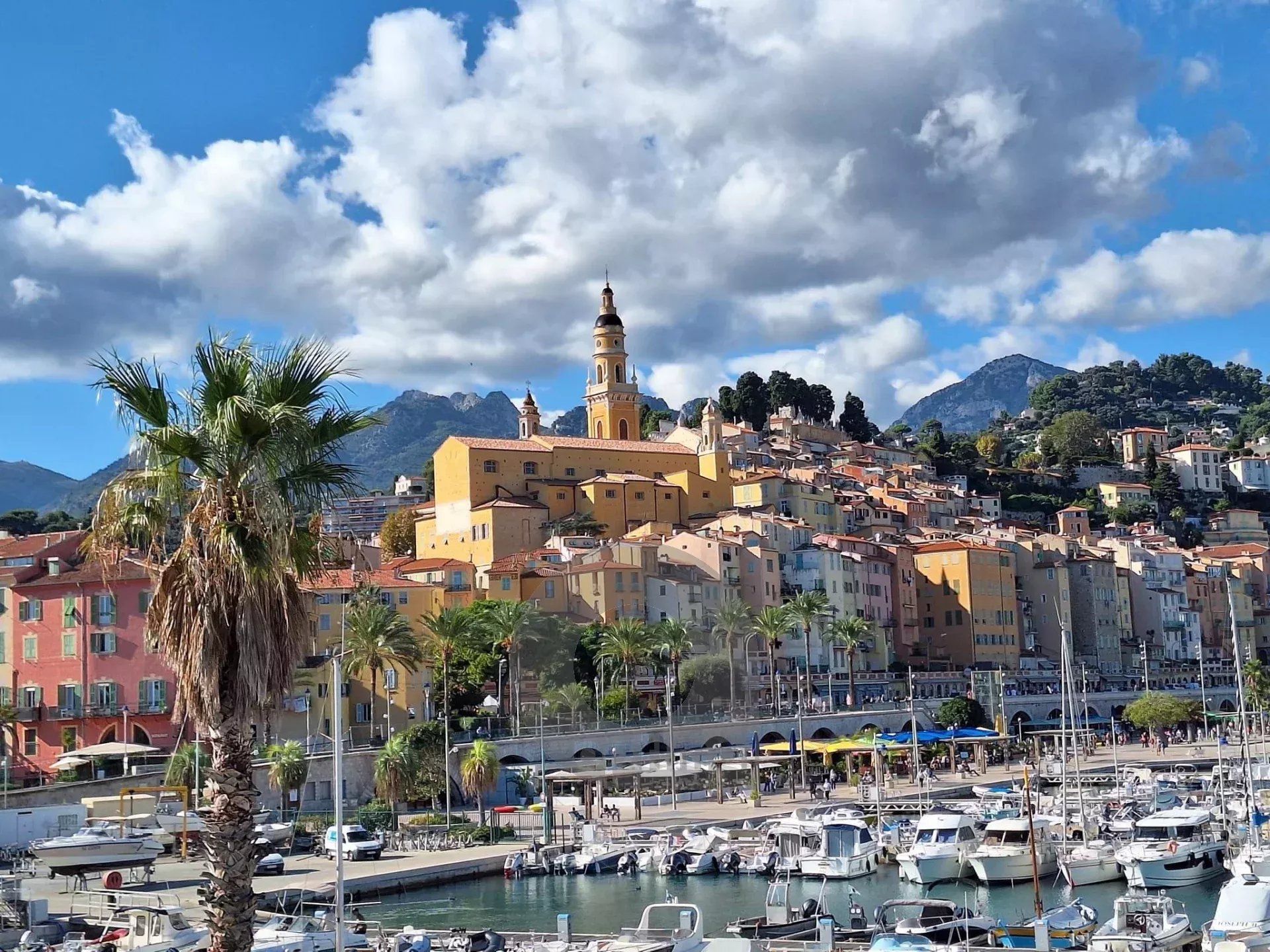 عمارات في Menton, Alpes-Maritimes 12817177