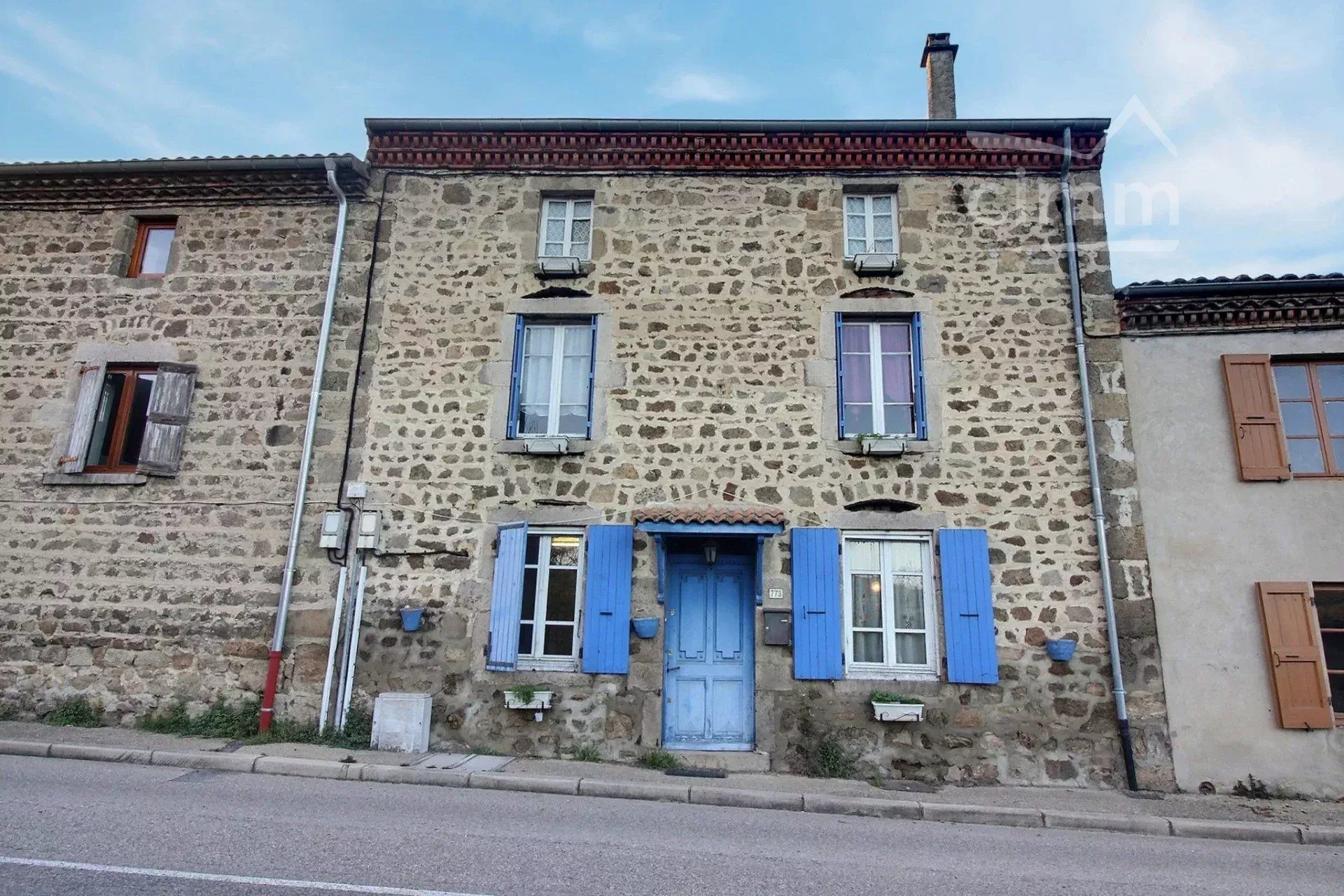 Residential in Lupé, Loire 12817206