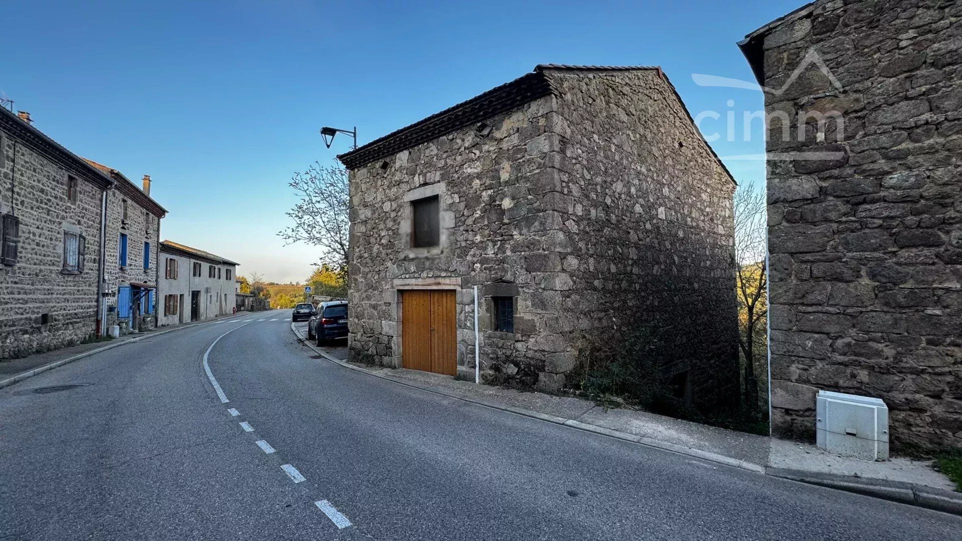 Residential in Lupé, Loire 12817206