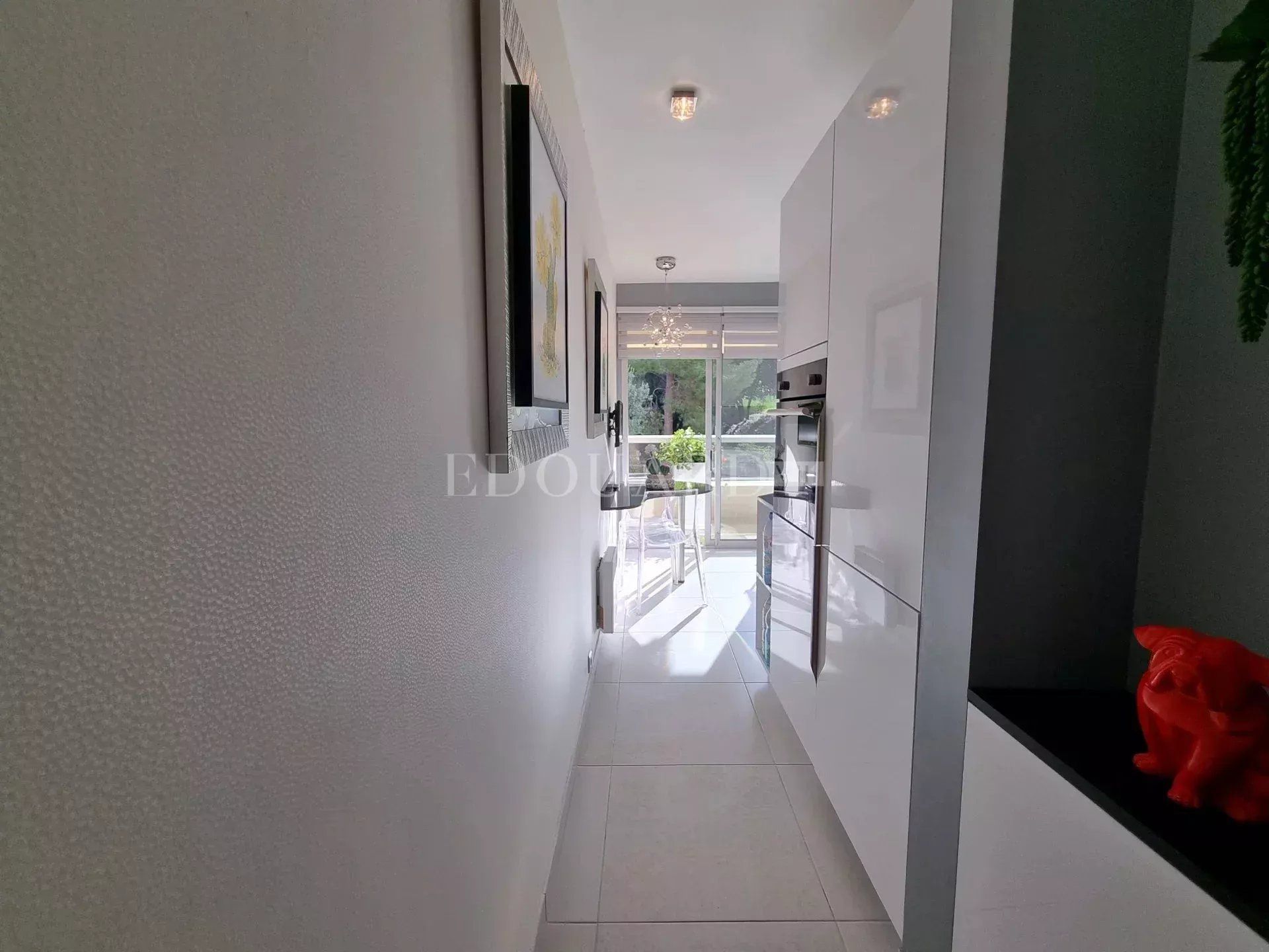 Condominio en Roquebrune-Cap-Martin, Alpes-Maritimes 12817398