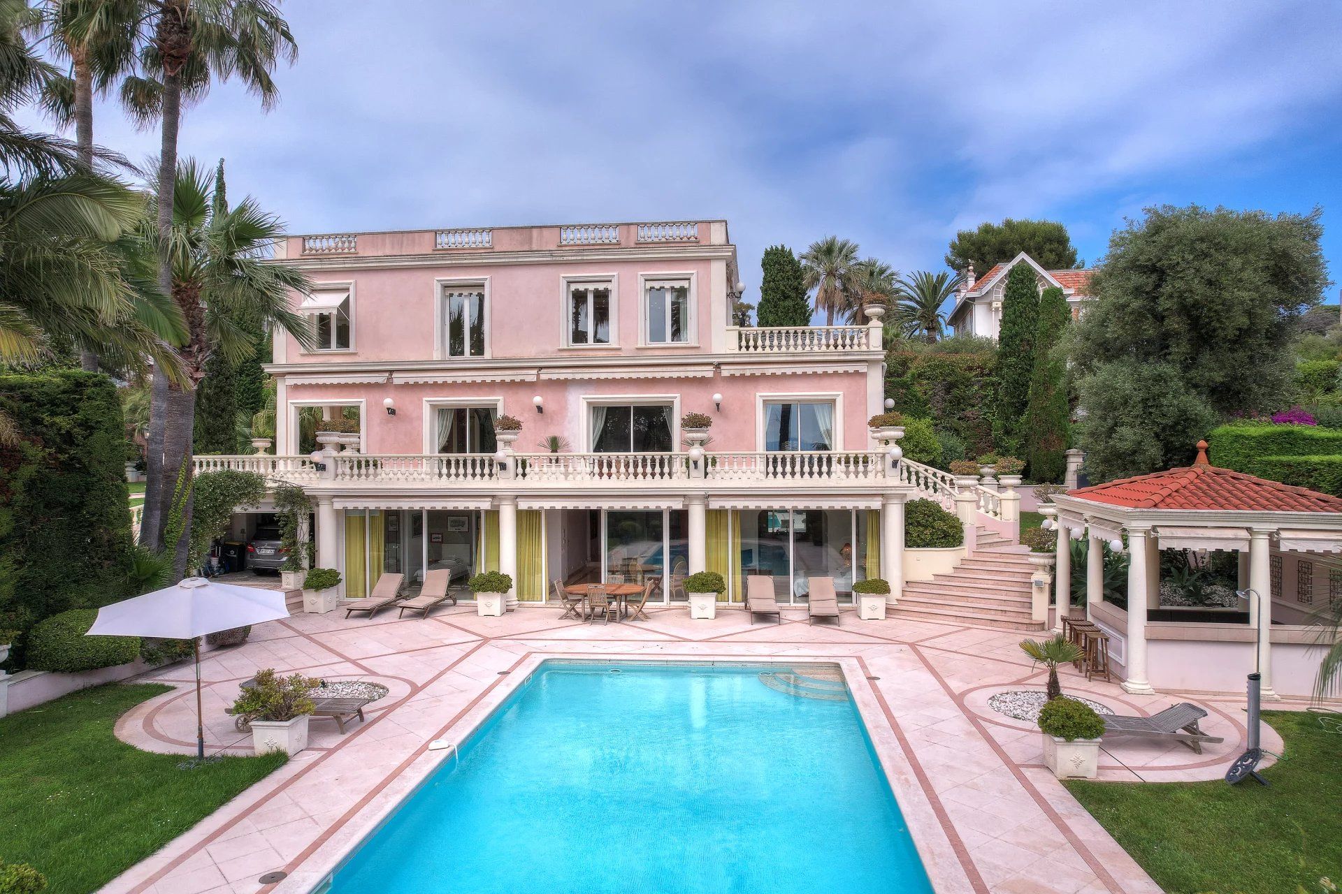 Haus im Antibes, Alpes-Maritimes 12817507