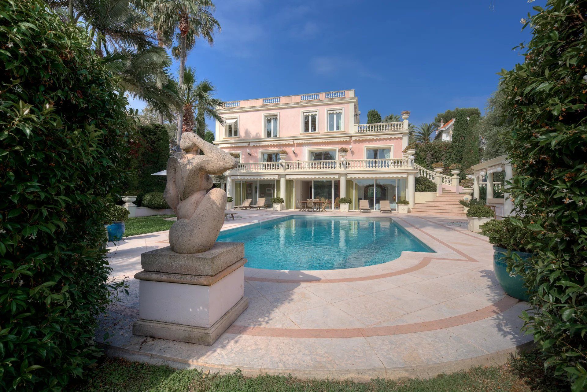 Haus im Antibes, Alpes-Maritimes 12817507