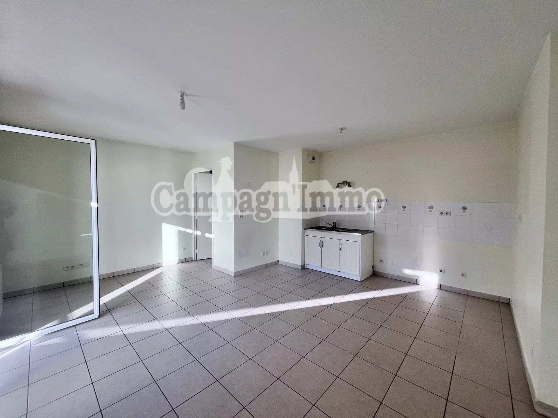 Condominio en Tarare, Auvergne-Rhone-Alpes 12817613