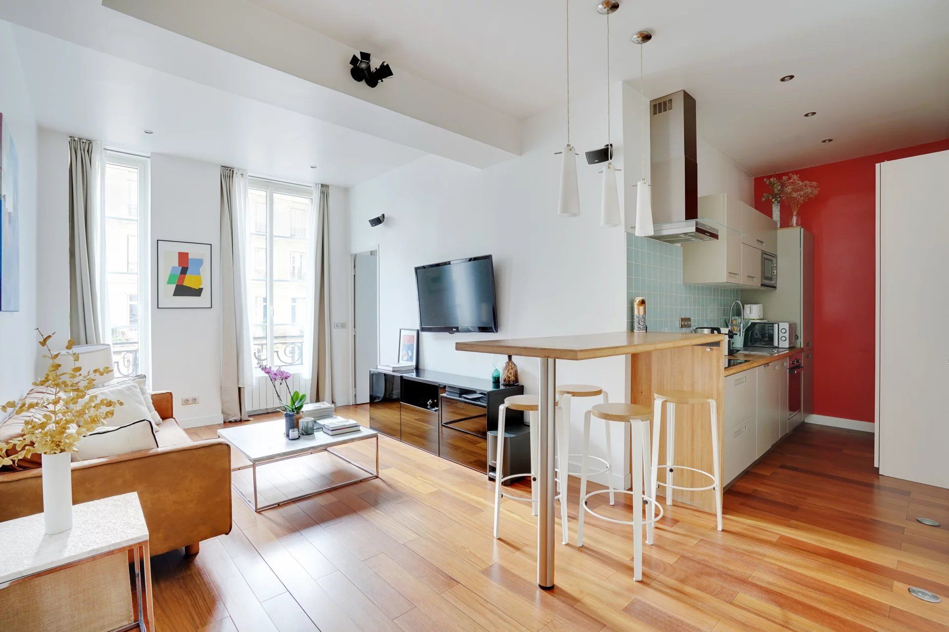 Condominium in Paris, Ile-de-France 12817756