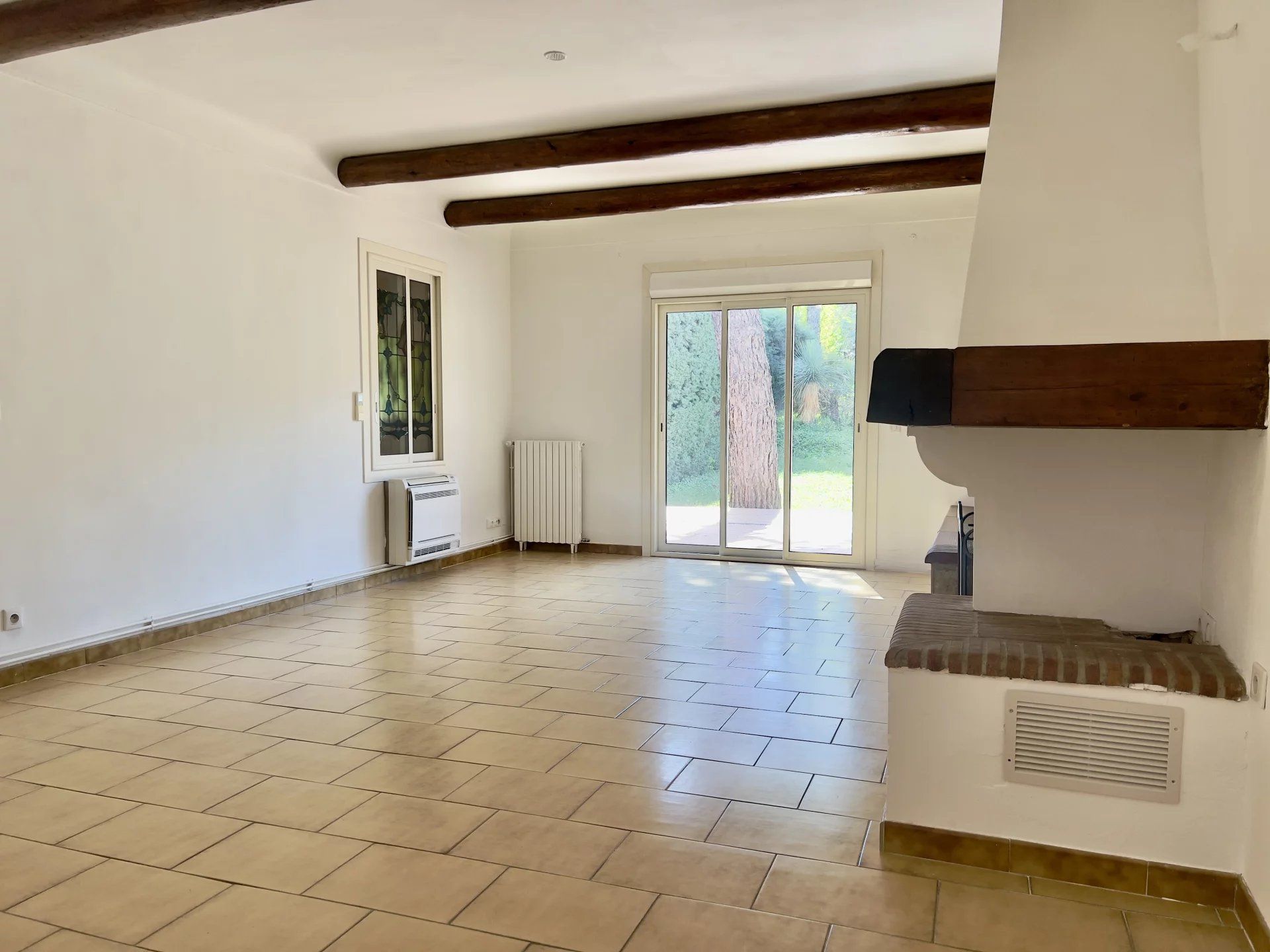 casa no Saint-Maximin-la-Sainte-Baume, Var 12817836