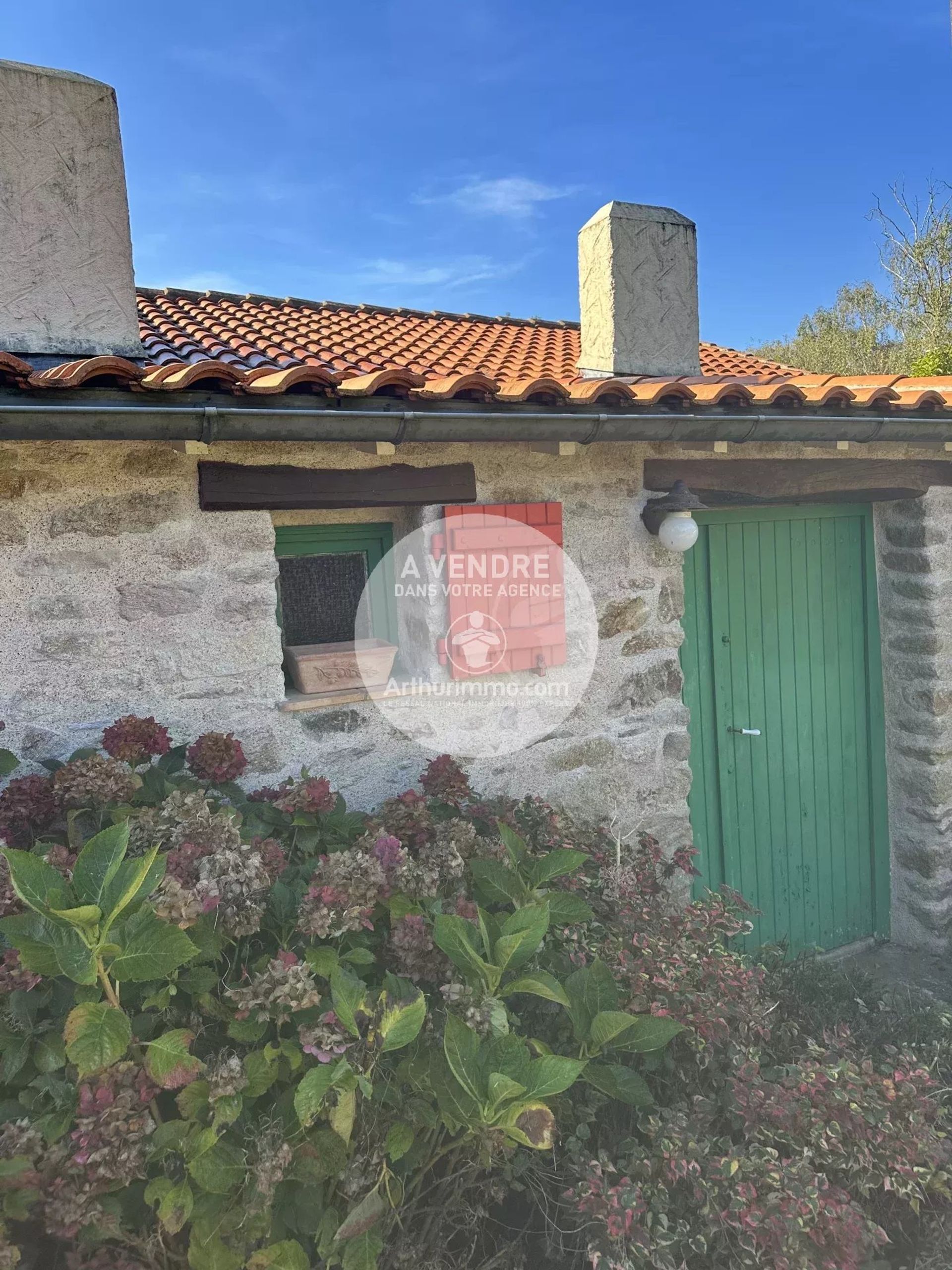 House in Coueron, Pays de la Loire 12817906