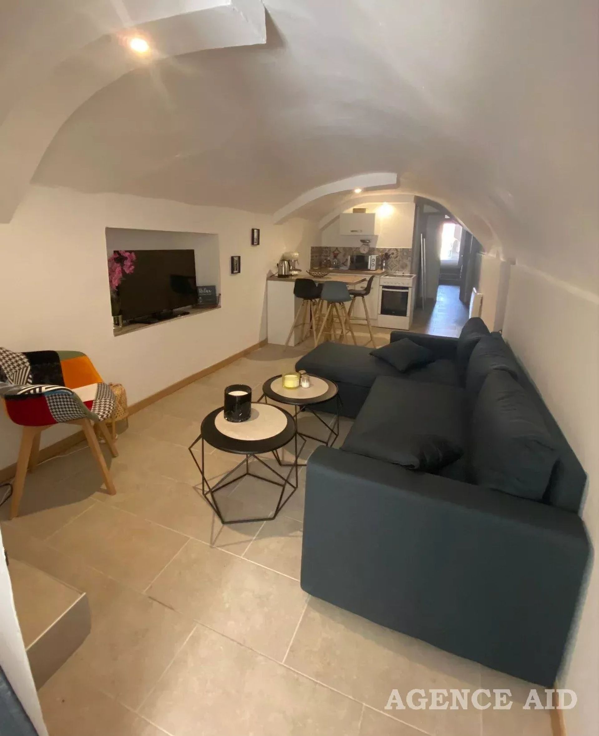 Condominium in Cuges-les-Pins, Provence-Alpes-Côte d'Azur 12817924