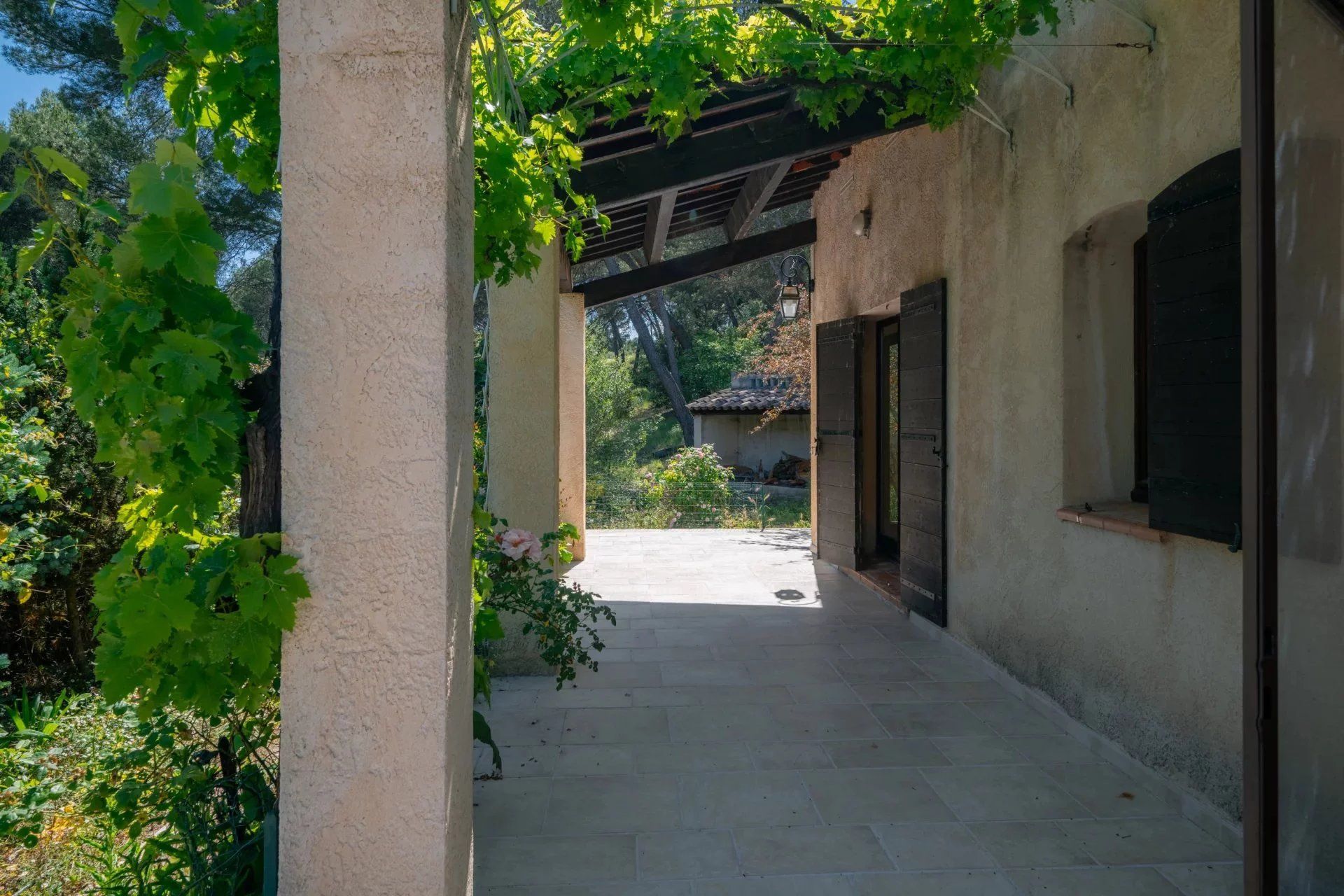 House in Rognes, Bouches-du-Rhône 12818008