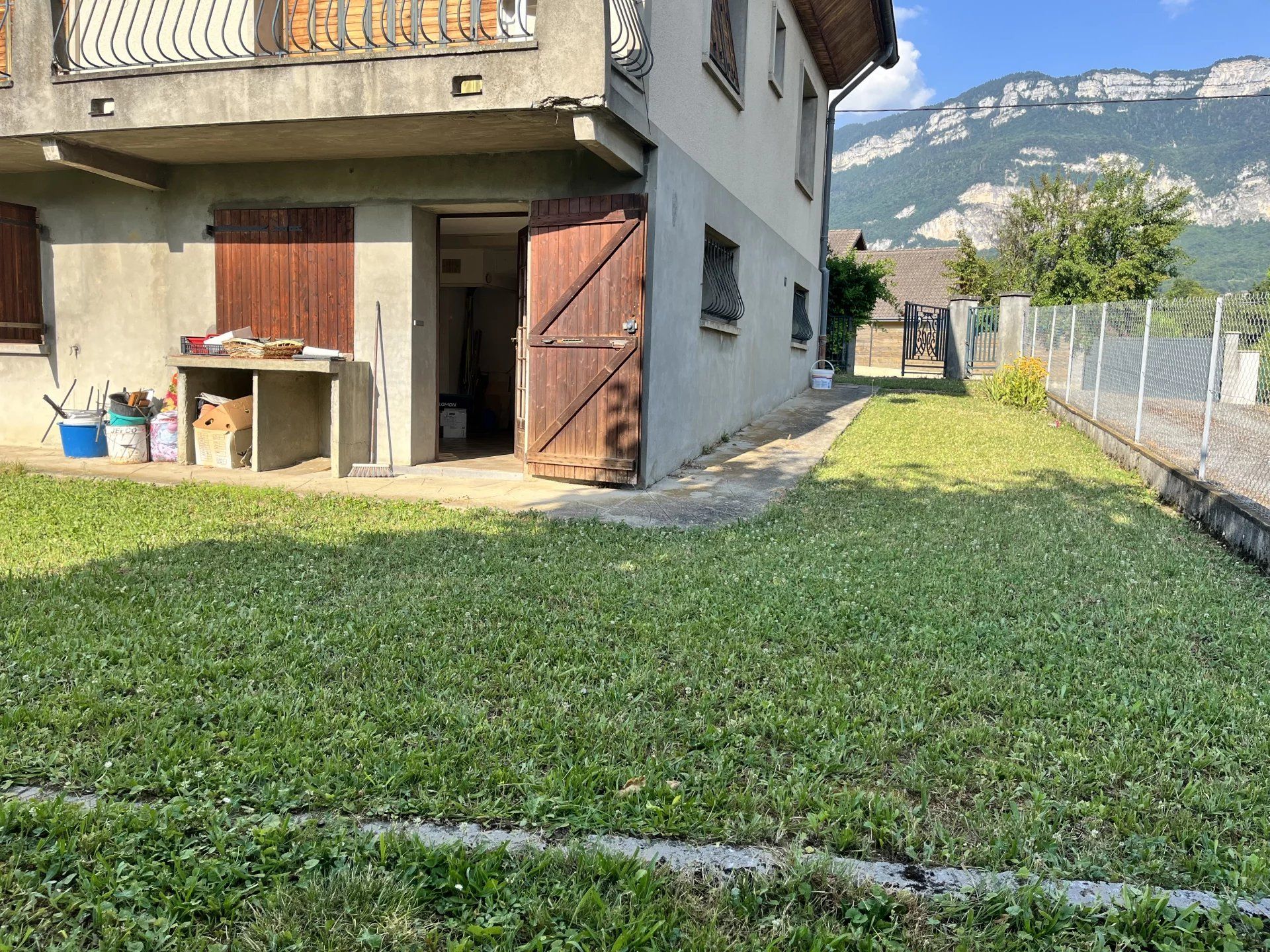 Condominio nel Viviers-du-Lac, Auvergne-Rhone-Alpes 12818015