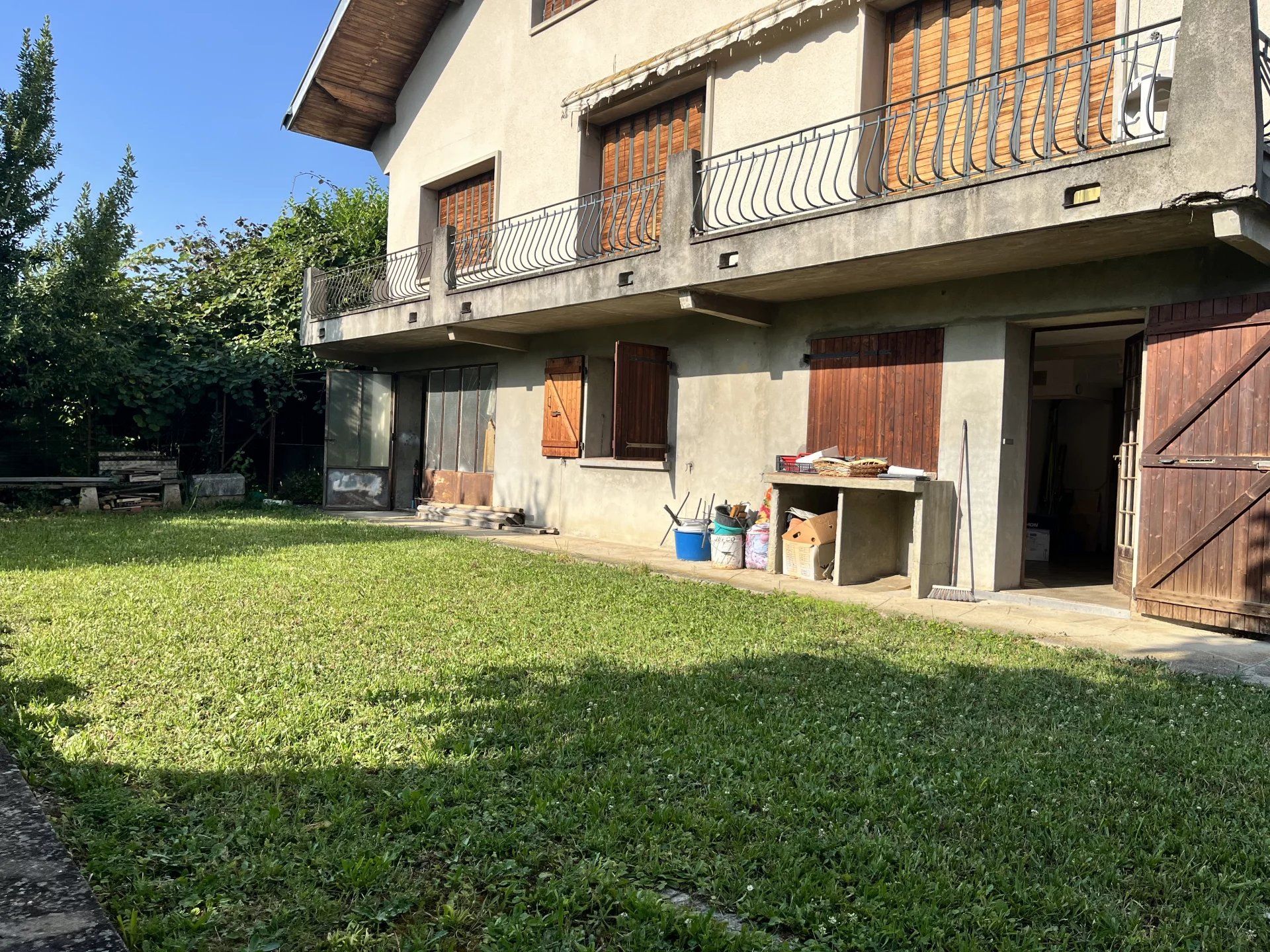 Condominio nel Viviers-du-Lac, Auvergne-Rhone-Alpes 12818015