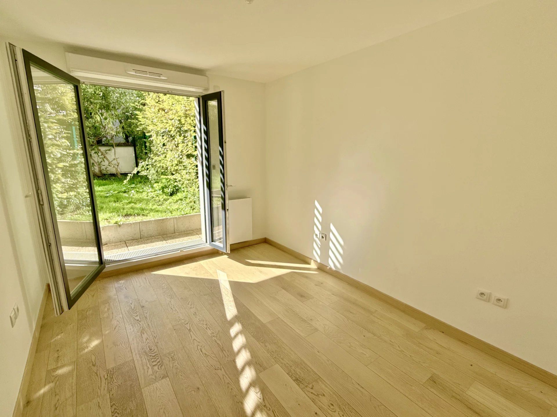 Кондоминиум в Vanves, Hauts-de-Seine 12818035