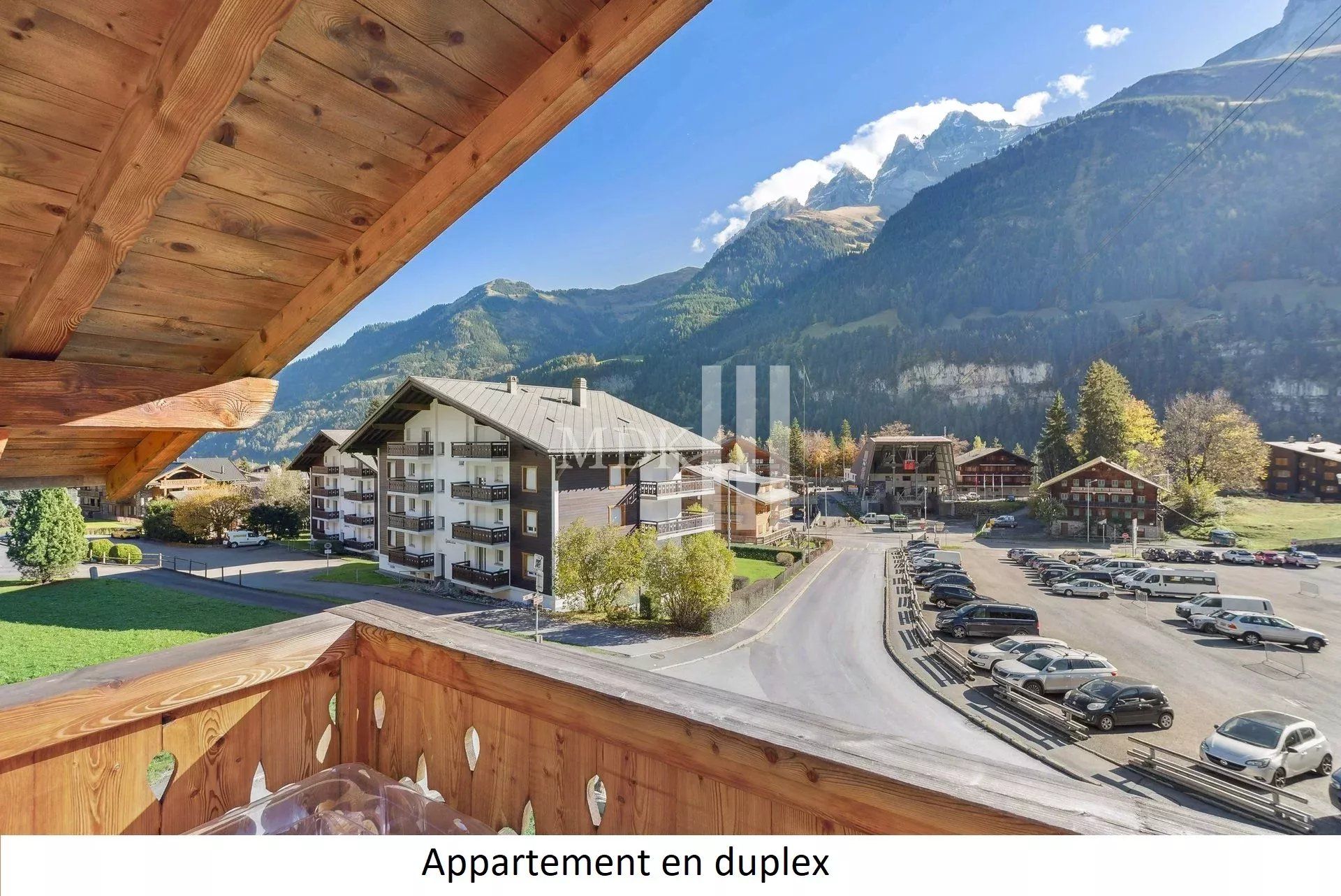 Hus i Champéry, District de Monthey 12818054