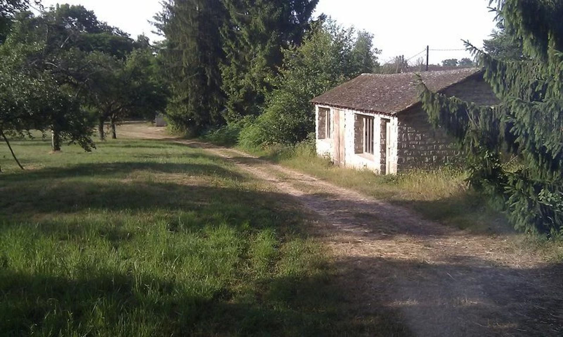 بيت في Fontainebleau, Seine-et-Marne 12818056