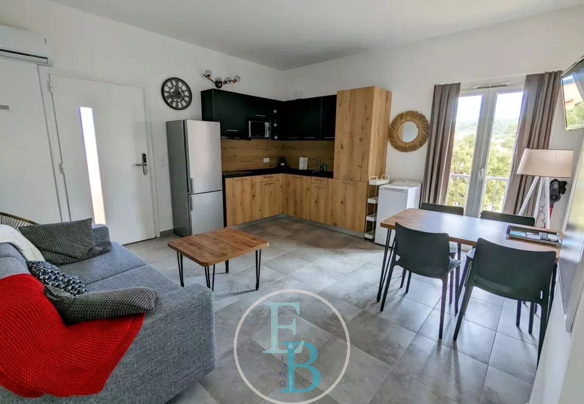 Condominium in Lecci, Corsica 12818070