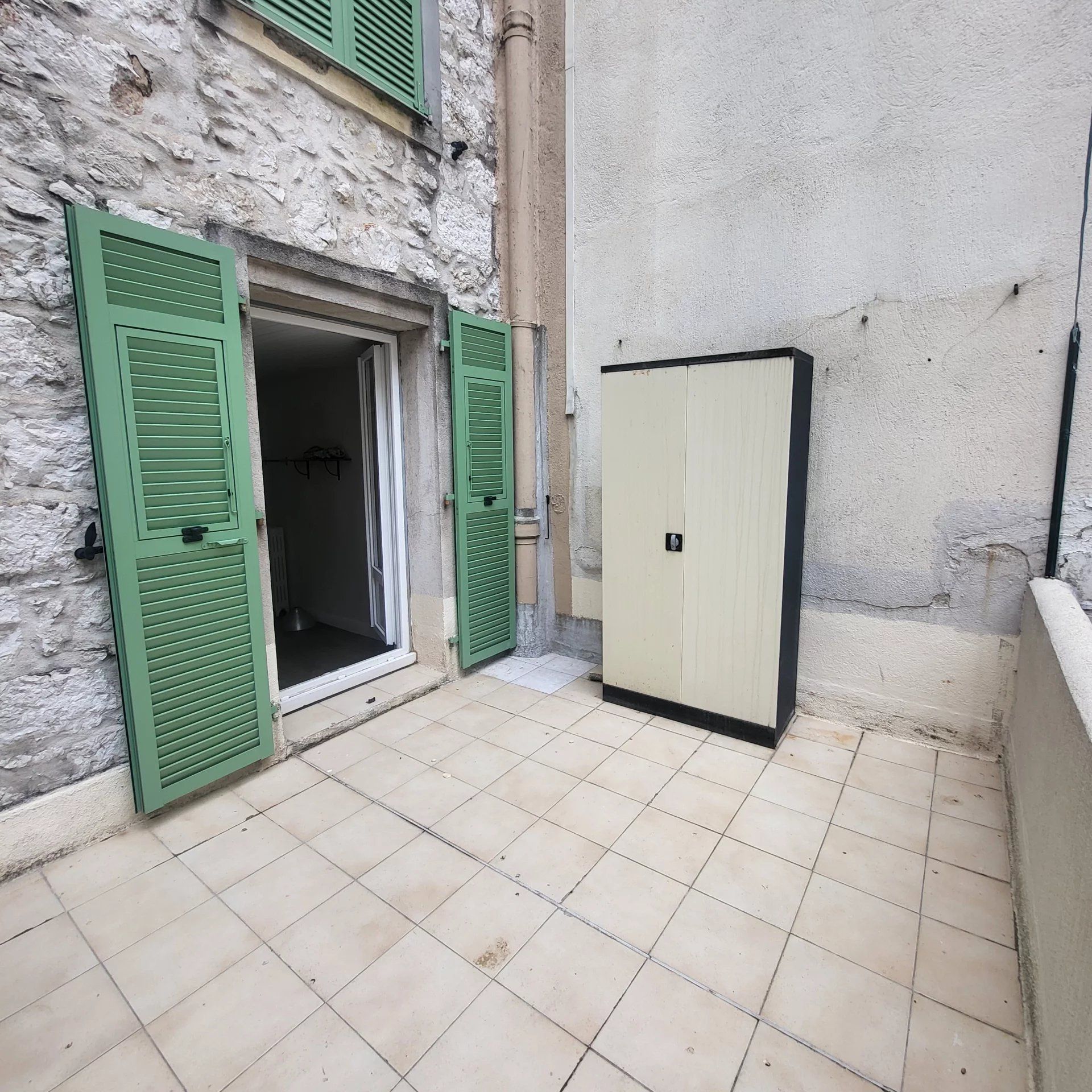 Condominium in Nice, Alpes-Maritimes 12818140