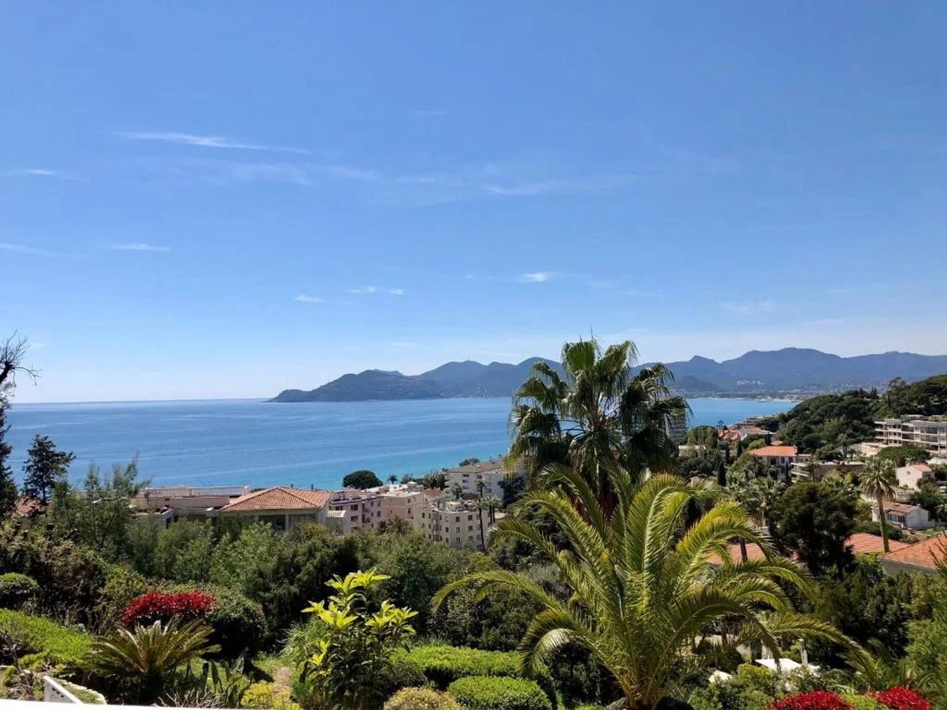 Osakehuoneisto sisään Eze, Provence-Alpes-Cote d'Azur 12818377