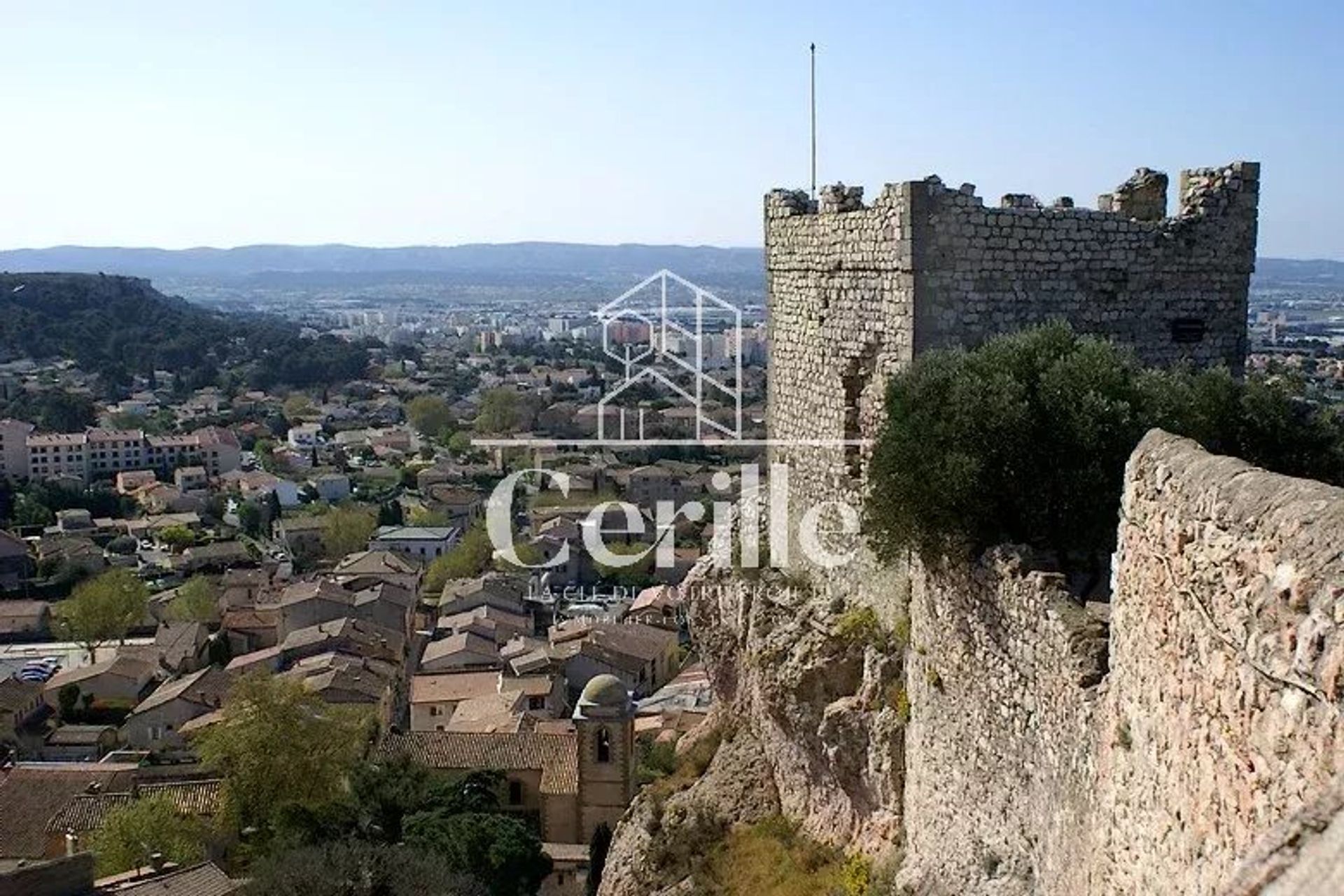 Condominium dans Vitrolles, Provence-Alpes-Côte d'Azur 12818394